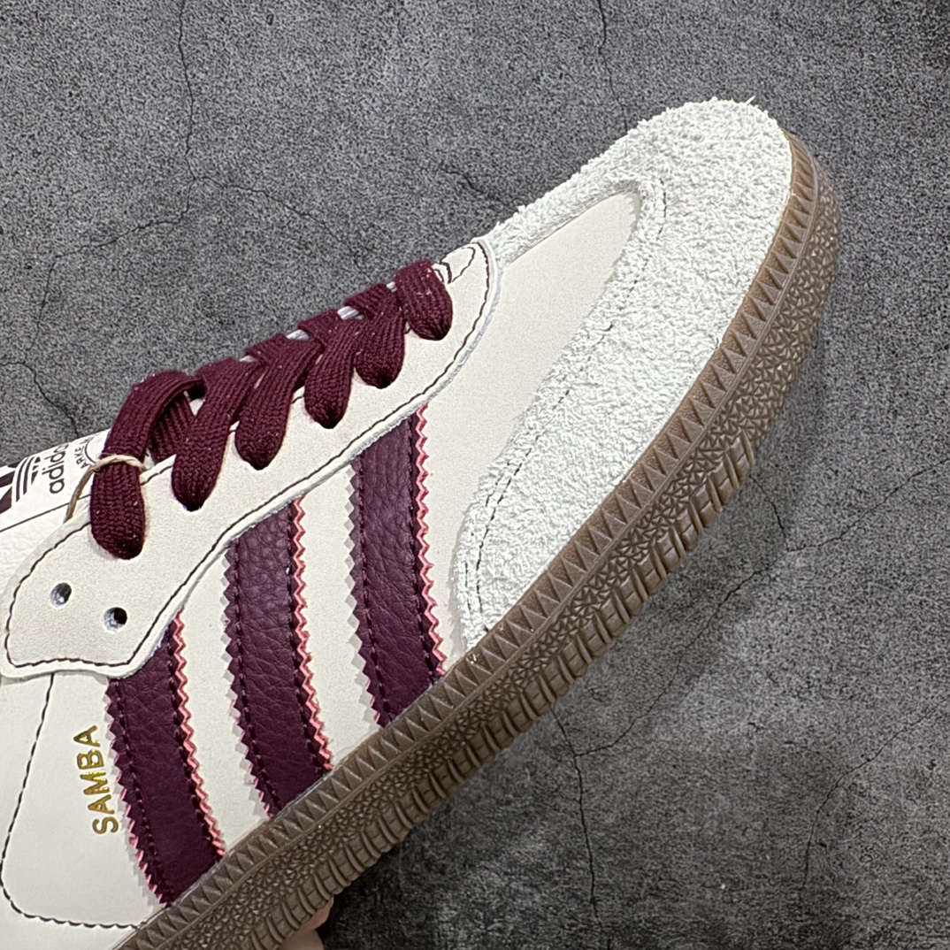 图片[6]-【神版】Adidas Originals Samba OG\”Wonder White Maroon\”桑巴舞系列绅士德训足球风百搭低帮休闲运动板鞋“奶黄浅灰酒红生胶底”IJ1987n升级原楦原纸版数据开发n采用软质粒面牛剖革组合长绒翻毛皮饰片鞋面材质n内嵌缓震透气吸汗鞋垫 外置耐磨橡胶大底❗️ 尺码：35⅔ 36 36⅔ 37⅓ 38 38⅔ 39⅓ 40 40⅔ 41⅓ 42 42⅔ 43⅓ 44 编码：DZ210240-鞋库