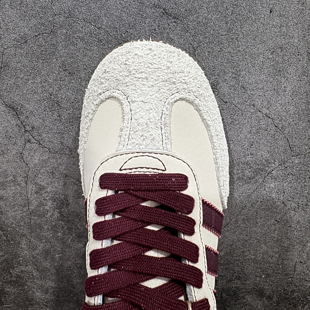 图片[5]-【神版】Adidas Originals Samba OG\”Wonder White Maroon\”桑巴舞系列绅士德训足球风百搭低帮休闲运动板鞋“奶黄浅灰酒红生胶底”IJ1987n升级原楦原纸版数据开发n采用软质粒面牛剖革组合长绒翻毛皮饰片鞋面材质n内嵌缓震透气吸汗鞋垫 外置耐磨橡胶大底❗️ 尺码：35⅔ 36 36⅔ 37⅓ 38 38⅔ 39⅓ 40 40⅔ 41⅓ 42 42⅔ 43⅓ 44 编码：DZ210240-鞋库