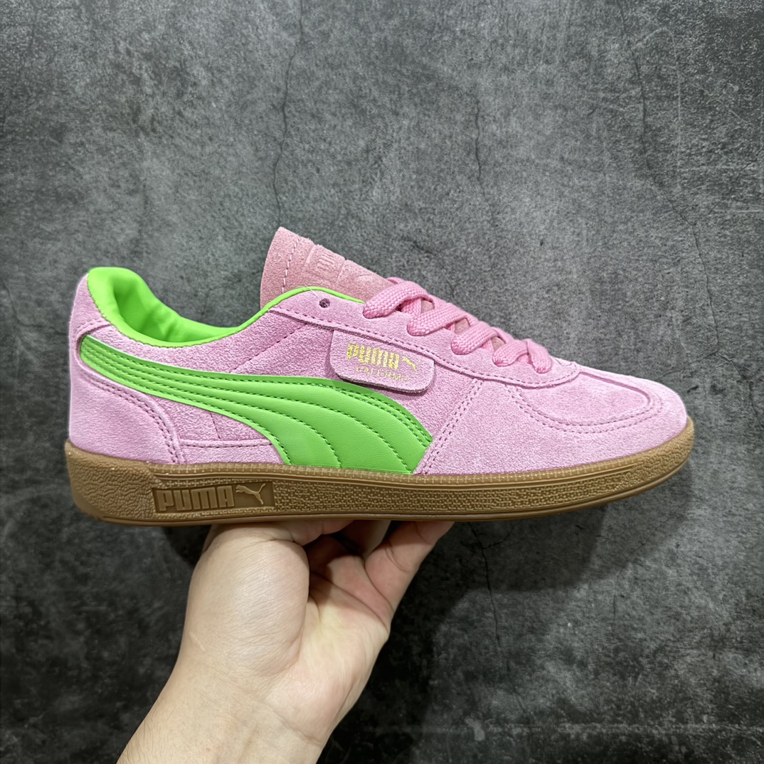 【公司级】Puma Palermo OG经典休闲板鞋n彪马 防滑耐磨低帮德训板鞋n孔眼底座和脚趾凸起由绒面革材料制成支持侧踏时的踏步工作脚背和侧板采用尼龙网布即使在健身房等使用环境中也能确保透气性像吸盘一样的设计是为了提高体育馆表面的抓地力性能 官方货号: 397549-01 尺码: 36 36.5 37.5 38 38.5 39 40 40.5 41 42 42.5 43 44 44.5 45 编码：CC200220-鞋库