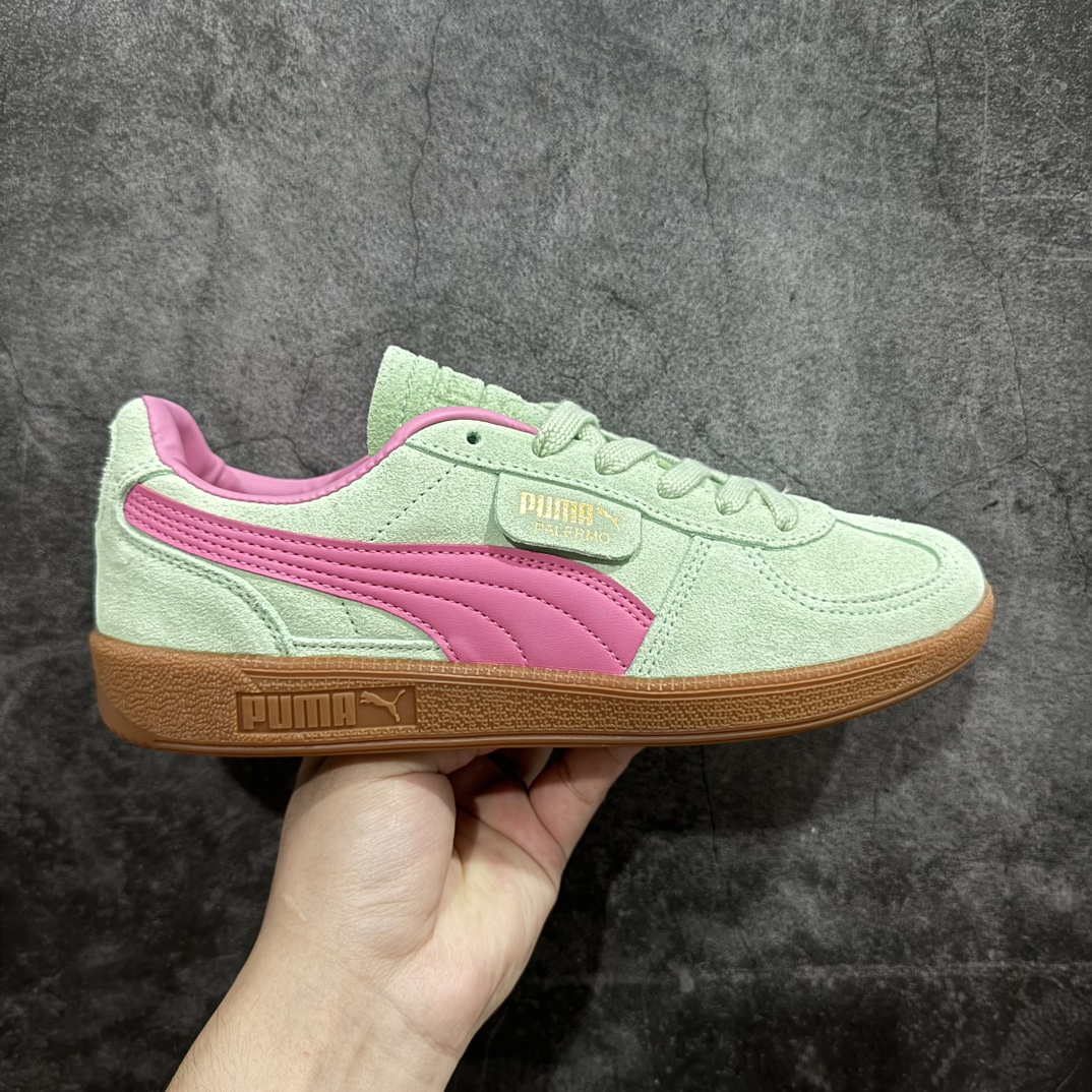 【公司级】Puma Palermo OG经典休闲板鞋n彪马 防滑耐磨低帮德训板鞋n孔眼底座和脚趾凸起由绒面革材料制成支持侧踏时的踏步工作脚背和侧板采用尼龙网布即使在健身房等使用环境中也能确保透气性像吸盘一样的设计是为了提高体育馆表面的抓地力性能 官方货号: 396463-02 尺码: 36 36.5 37.5 38 38.5 39 40 40.5 41 42 42.5 43 44 44.5 45 编码：CC200220-鞋库