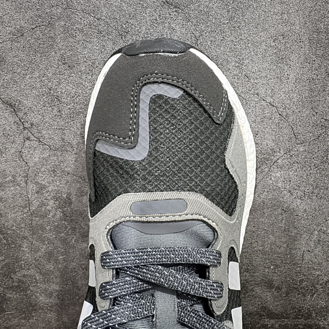 图片[5]-【特价福利】公司级AD Nite Jogger 2019 Boost 联名夜行者复古跑鞋 原厂材料 原厂大底 私家独模 网布搭配麂皮拼接打造鞋面 极具复古风格鞋头及鞋跟点缀3M反光设计极为亮眼中底采用全掌 Boost 科技 厚度相当可观 脚感极佳 尺码：36 36.5 37 38 38.5 39 40 40.5 41 42 42.5 43 44 44.5 45-选品中心