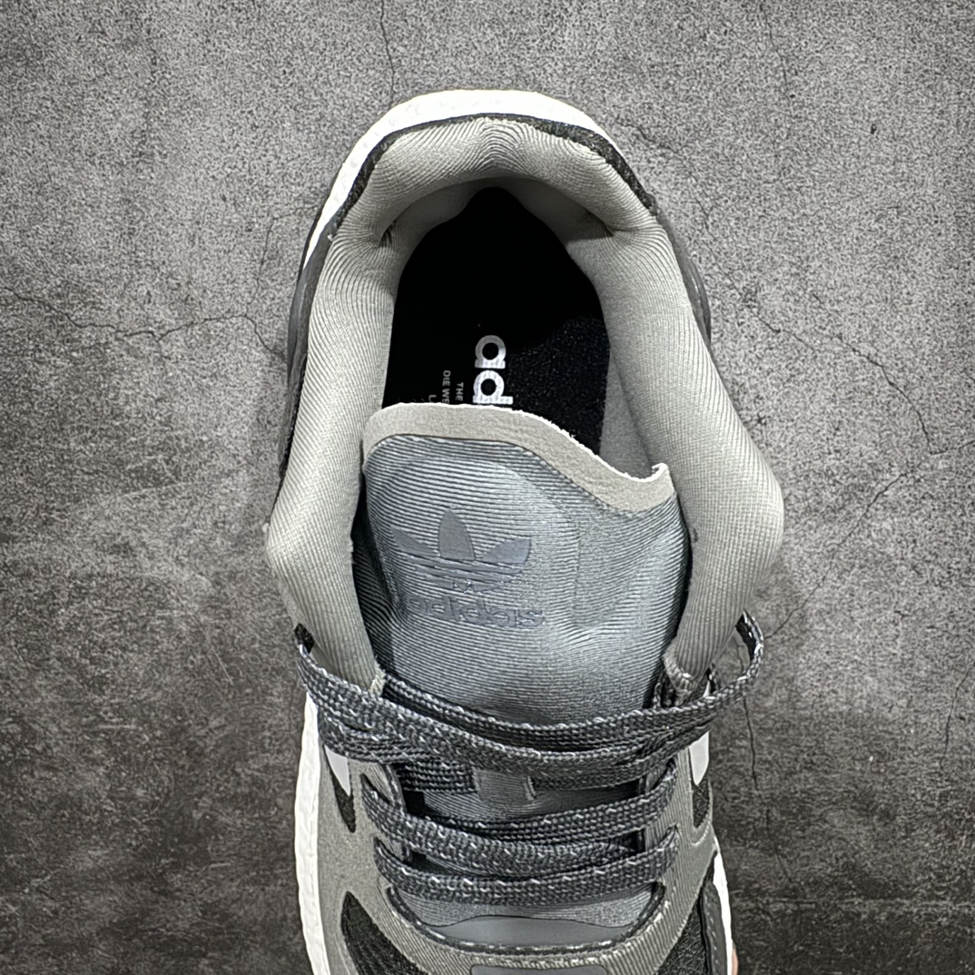 图片[8]-【特价福利】公司级AD Nite Jogger 2019 Boost 联名夜行者复古跑鞋 原厂材料 原厂大底 私家独模 网布搭配麂皮拼接打造鞋面 极具复古风格鞋头及鞋跟点缀3M反光设计极为亮眼中底采用全掌 Boost 科技 厚度相当可观 脚感极佳 尺码：36 36.5 37 38 38.5 39 40 40.5 41 42 42.5 43 44 44.5 45-选品中心