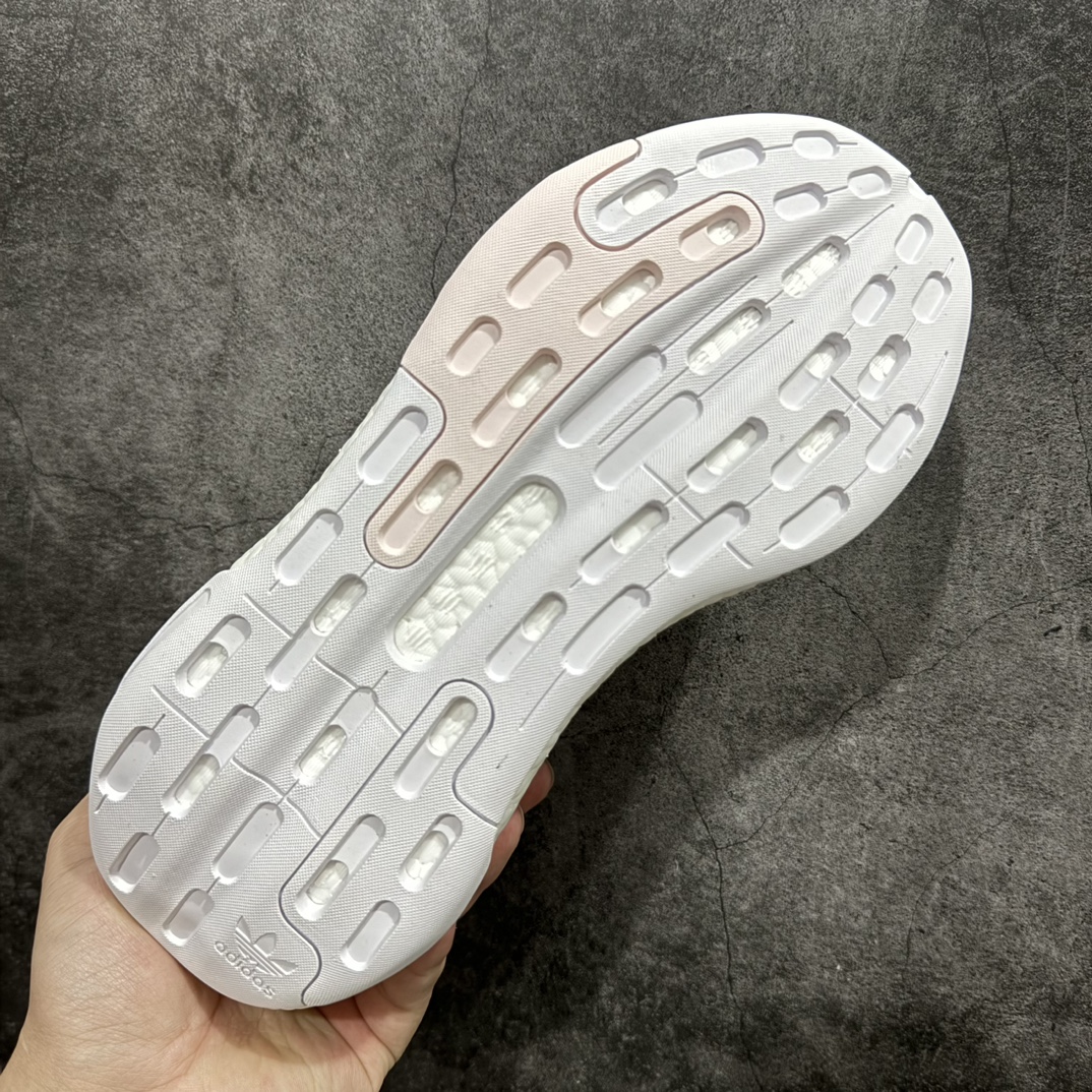 图片[9]-【特价福利】公司级AD Nite Jogger 2019 Boost 联名夜行者复古跑鞋 原厂材料 原厂大底 私家独模 网布搭配麂皮拼接打造鞋面 极具复古风格鞋头及鞋跟点缀3M反光设计极为亮眼中底采用全掌 Boost 科技 厚度相当可观 脚感极佳 尺码：36 36.5 37 38 38.5 39 40-选品中心