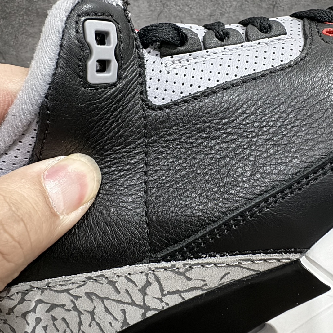 图片[4]-【原厂版】Air Jordan 3 OG “Black Cement” 2024版aj3黑水泥出货  货号：DN3707-010nn原厂皮料 原装细纹磨砂爆裂纹n原楦原纸板开发 确保原汁原味原厂皮料质感色泽绝无偏差完美中底拉帮 原厂中底钢印 原档案大底 如假白送 大底纹路气垫通透度PU的回弹性均百分百还原原厂电绣鞋舌飞人刺绣针数立体讲究精细欢迎对比正品原鞋  尺码：40-47.5 编码：X10380420-鞋库