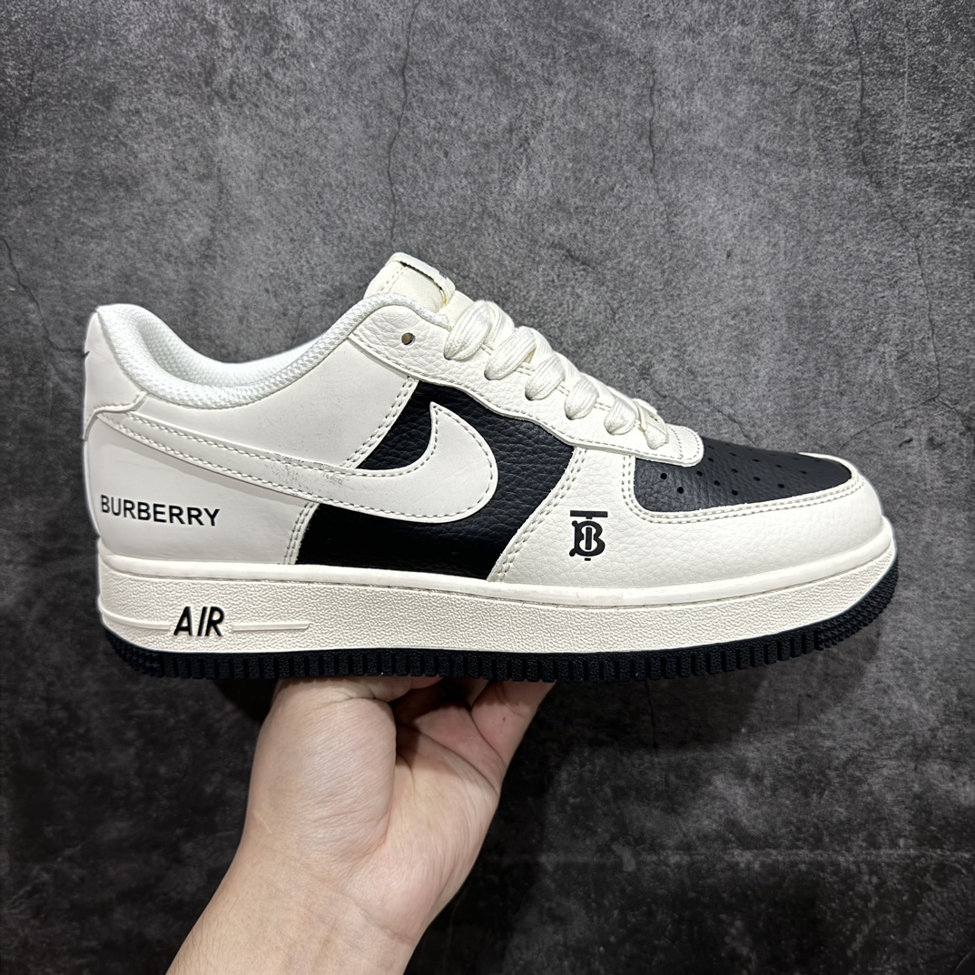 【定制版】Nk Air Force 1\’07 Low 巴宝莉联名-黑白拼接 空军一号低帮休闲板鞋 BB8588-227rn#原楦头原纸板 原装鞋盒 定制五金配件 内置全掌气垫 原厂鞋底 r 尺码：36 36.5 37.5 38 38.5 39 40 40.5 41 42 42.5 43 44 44.5 45  编码：HXS310320-鞋库