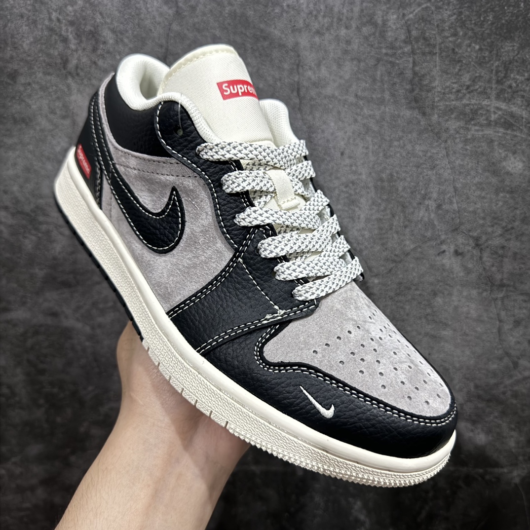 图片[3]-【定制版】Air Jordan 1 Low Supreme联名-黑灰猪八双拼 高端定制 低帮复古篮球鞋 SJ9950-032rn#定制鞋盒 大厂纯原品质出货 超高清洁度 皮料切割干净无任何毛边 细节完美 r 尺码：36 36.5 37.5 38 38.5 39 40 40.5 41 42 42.5 43 44 44.5 45 编码：HXS320340-鞋库