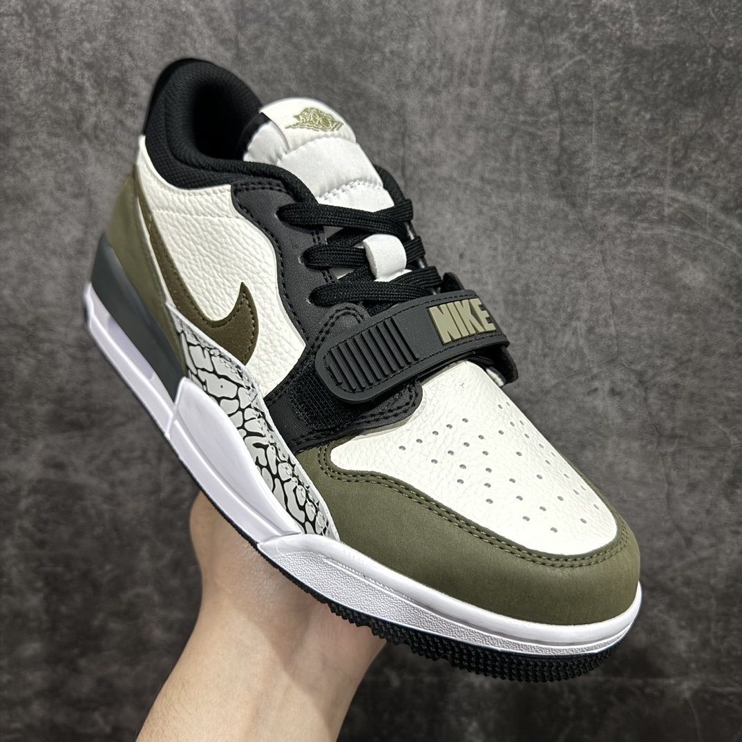 图片[3]-【纯原N版】Air Jordan Legacy AJ312 Low低帮复古篮球鞋  CD7069-120nn市场最强独一档产物 全套原纸板楦头开发 原厂大底磨具加持立体防滑纹理 原档数据后跟TPU子母扣魔术贴 原装可视Air Sole气垫 原汁原味最完美的312代版型 唯一正确鞋头趴度弧度高度鞋身腰线 进口港宝加持 后跟自然饱满 全鞋荧光划线卡点 追求极致完美 每一双都是工艺品 多重QC质检 超越公司货的品控标准 实实在在的免检产品 鞋身采用了皮革材质打造 横跨鞋面的魔术贴十分吸睛 侧面的Swoosh Logo的一部分被鞋面遮挡了一部分 颇具玩味 魔术贴上标有NK标识 而鞋舌上是Jordan的经典红色飞翼Logo 后跟和鞋底均采用了AJ3的设计 后跟上同样也使用了经典的爆裂纹图案SIZE：36 36.5 37.5 38 38.5 39 40 40.5 41 42 42.5 43 44 44.5 45 46 47.5 编码：QH2802300-鞋库