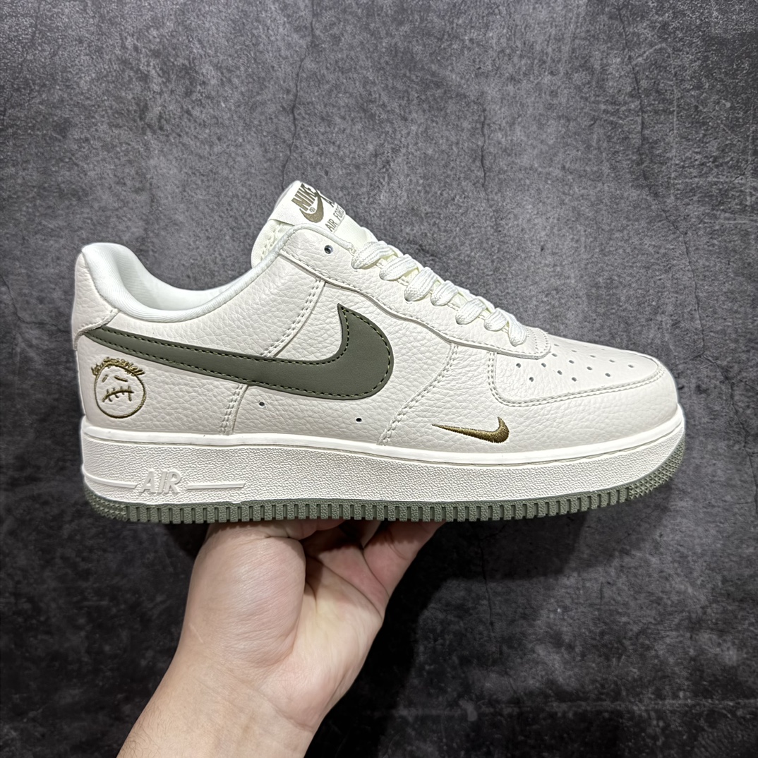 【公司级】Nk Air Force 1\’07 Low 鬼脸联名-米白绿勾 空军一号低帮休闲板鞋 DF0180-007rn#原楦头原纸板 原装鞋盒 定制五金配件 内置全掌气垫 原厂鞋底 r 尺码：36 36.5 37.5 38 38.5 39 40 40.5 41 42 42.5 43 44 44.5 45  编码：LF310320-鞋库