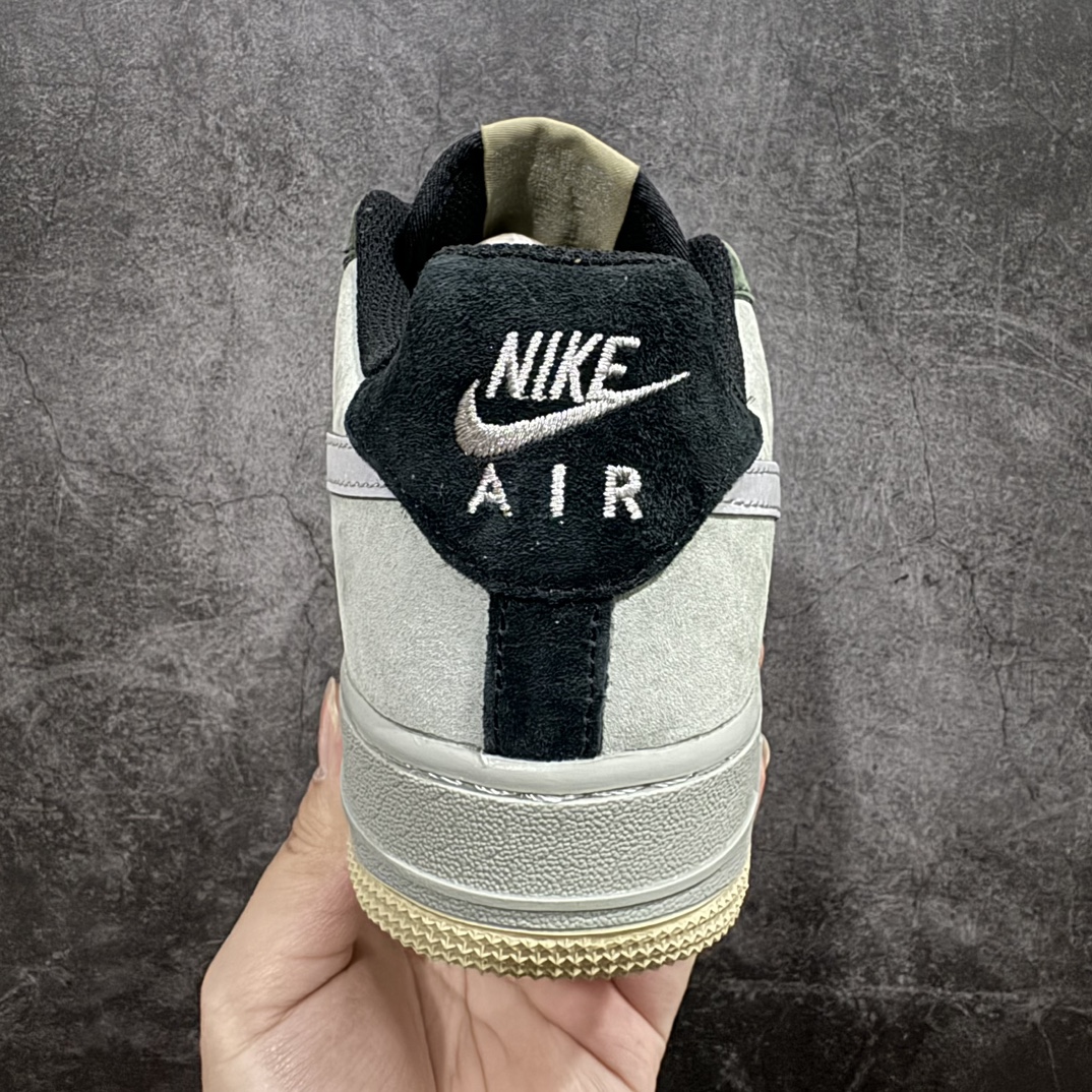 图片[4]-【公司级】Nike Air Force 1 Low ’07 “Christmas”圣诞树主题配色 空军一号低帮休闲板鞋 原厂麂皮 原楦原纸板 纯正版型 正品NFC感应芯片 高清洁度 内置全掌气垫 货号：CQ5059-101 Size：36 36.5 37.5 38 38.5 39 40 40.5 41 42 42.5 43 44 44.5 45 编码：HXS310320-鞋库