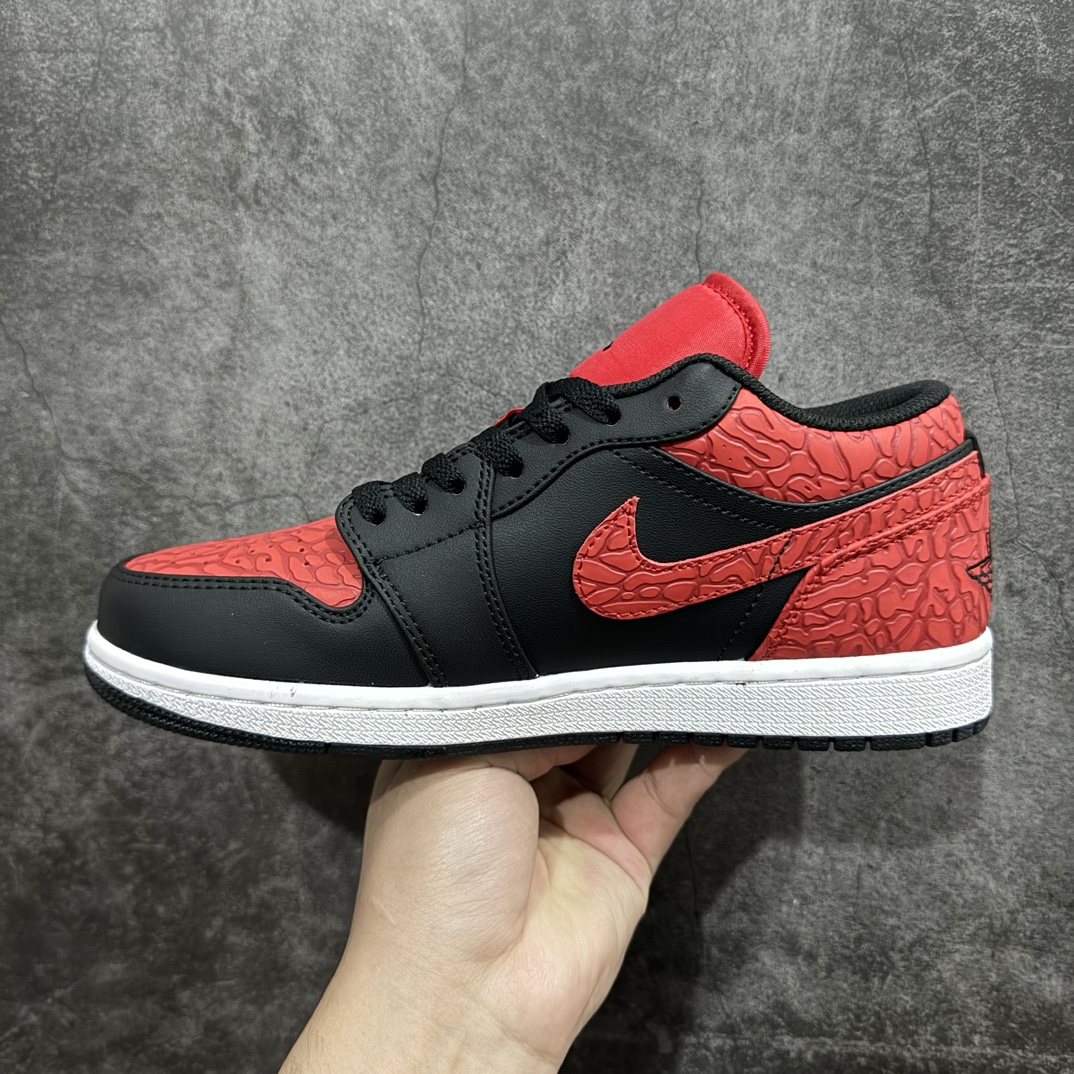 图片[2]-【K版】Air Jordan AJ1 Low 低帮黑红爆裂纹 553558-013n全新流水线出品 DT版本唯一平替选择 市场第二梯队最强版 全部原鞋开发 原楦原纸板开发 全鞋电脑针车 原厂内置全掌气垫 原盒内在原标 唯一Zp原版鞋带绑法 免检产品 全新2022版型 全头层皮料 完美零毛边处理 原厂配置全掌气垫 价格定位良心SIZE：36 36.5 37.5 38 38.5 39 40 40.5 41 42 42.5 43 44 44.5 45 46  编码：LDS230350-鞋库