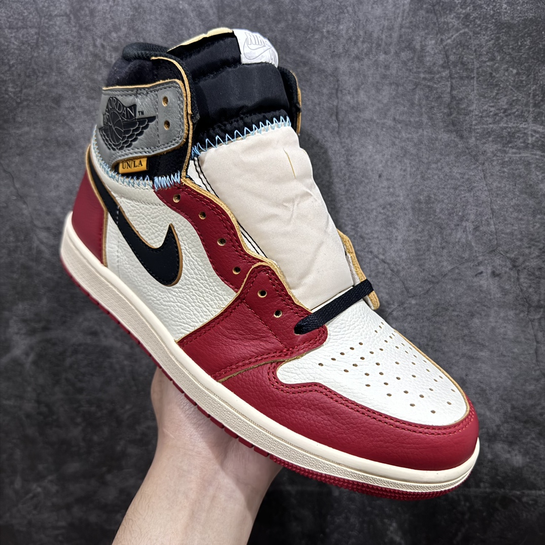 图片[3]-【DG纯原版】Union X Air Jordan 1 Retro High NRGn限量联名 黑白红拼接 实拍首发官方货号：HV8563 6001229nn莞产大厂出品 市场第一梯队出货n唯一可媲美原版 全鞋电脑针车 精确间距匹配国内顶级头层皮料订染 用料绝不含糊飞翼3D高频深度立体 全方位比对原鞋n皮料全程玻璃冲刀 冲裁 清洁度完美工艺方面漏斗收腰 底线拉帮 LOGO立体 小到针眼排布 载片对称 冲孔效果 鞋标规范 鞋垫背胶等等 绝对无敌Size：40 40.5 41 42 42.5 43 44 44.5 45 46 47.5 编码：X10430450-鞋库