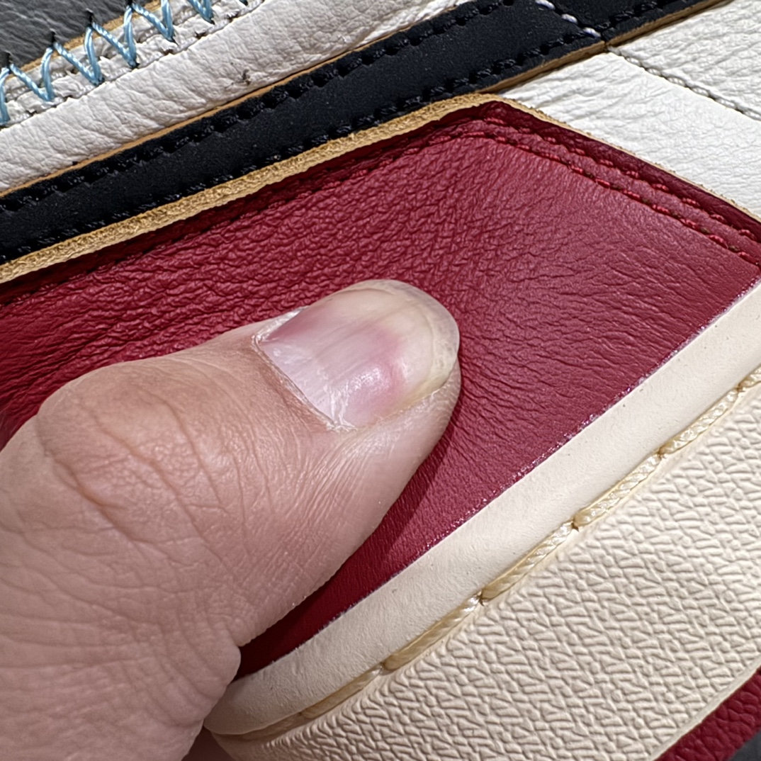 图片[3]-【DG纯原版】Union X Air Jordan 1 Retro High NRGn限量联名 黑白红拼接 实拍首发官方货号：HV8563 6001229nn莞产大厂出品 市场第一梯队出货n唯一可媲美原版 全鞋电脑针车 精确间距匹配国内顶级头层皮料订染 用料绝不含糊飞翼3D高频深度立体 全方位比对原鞋n皮料全程玻璃冲刀 冲裁 清洁度完美工艺方面漏斗收腰 底线拉帮 LOGO立体 小到针眼排布 载片对称 冲孔效果 鞋标规范 鞋垫背胶等等 绝对无敌Size：40 40.5 41 42 42.5 43 44 44.5 45 46 47.5 编码：X10430450-鞋库