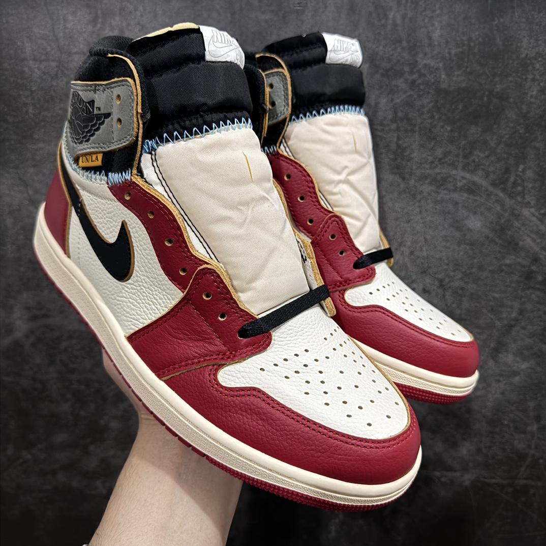 【DG纯原版】Union X Air Jordan 1 Retro High NRGn限量联名 黑白红拼接 实拍首发官方货号：HV8563 6001229nn莞产大厂出品 市场第一梯队出货n唯一可媲美原版 全鞋电脑针车 精确间距匹配国内顶级头层皮料订染 用料绝不含糊飞翼3D高频深度立体 全方位比对原鞋n皮料全程玻璃冲刀 冲裁 清洁度完美工艺方面漏斗收腰 底线拉帮 LOGO立体 小到针眼排布 载片对称 冲孔效果 鞋标规范 鞋垫背胶等等 绝对无敌Size：40 40.5 41 42 42.5 43 44 44.5 45 46 47.5 编码：X10430450-鞋库