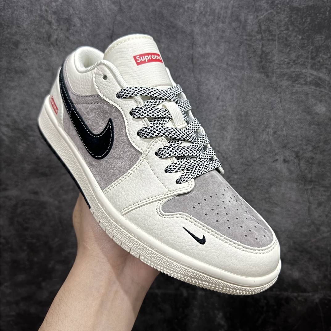 图片[3]-【定制版】Air Jordan 1 Low Supreme联名-双拼黑勾 高端定制 低帮复古篮球鞋 SJ9950-043rn#定制鞋盒 大厂纯原品质出货 超高清洁度 皮料切割干净无任何毛边 细节完美 r 尺码：36 36.5 37.5 38 38.5 39 40 40.5 41 42 42.5 43 44 44.5 45 编码：HXS320340-鞋库