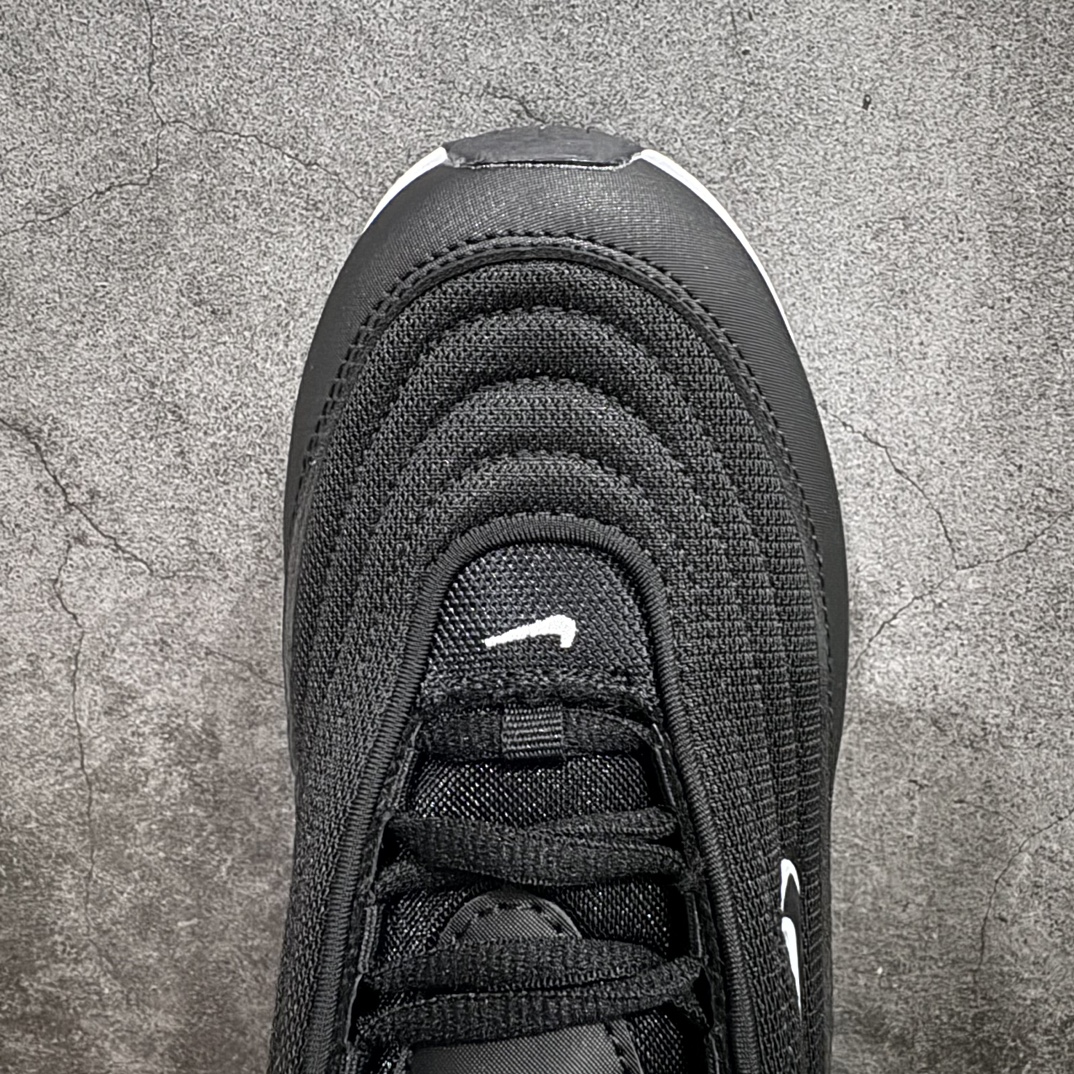 图片[5]-【公司级】Nike Air W NIKE AIR MAX PORTALNike气垫慢跑鞋 极致用心独立开发氮气充压原底气垫 进口针车机台一针一线校准公司 完美还原度原厂高频字体 鞋垫上印有耐克的风车标志n全长VaporMax鞋底单元两侧和外侧前脚掌上的Swoosh 标志完善了设计n区别市面印刷版字体 鞋型完美无解n随意区别市面真标 欢迎对比 官方货号:HF3053-001 尺码: 36 36.5 37 38 38.5 39 40 40.5 41 42 42.5 43 44 44.5 45 编码：YX200220-鞋库