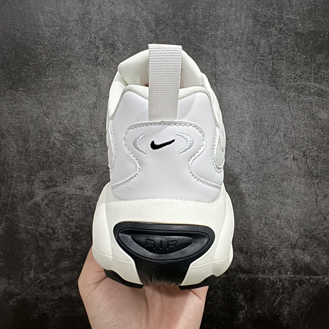 图片[4]-【公司级】Nike Air W NIKE AIR MAX PORTALNike气垫慢跑鞋 极致用心独立开发氮气充压原底气垫 进口针车机台一针一线校准公司 完美还原度原厂高频字体 鞋垫上印有耐克的风车标志n全长VaporMax鞋底单元两侧和外侧前脚掌上的Swoosh 标志完善了设计n区别市面印刷版字体 鞋型完美无解n随意区别市面真标 欢迎对比 官方货号:HF3053-103 尺码: 36 36.5 37 38 38.5 39 40 40.5 41 42 42.5 43 44 44.5 45 编码：YX200220-鞋库