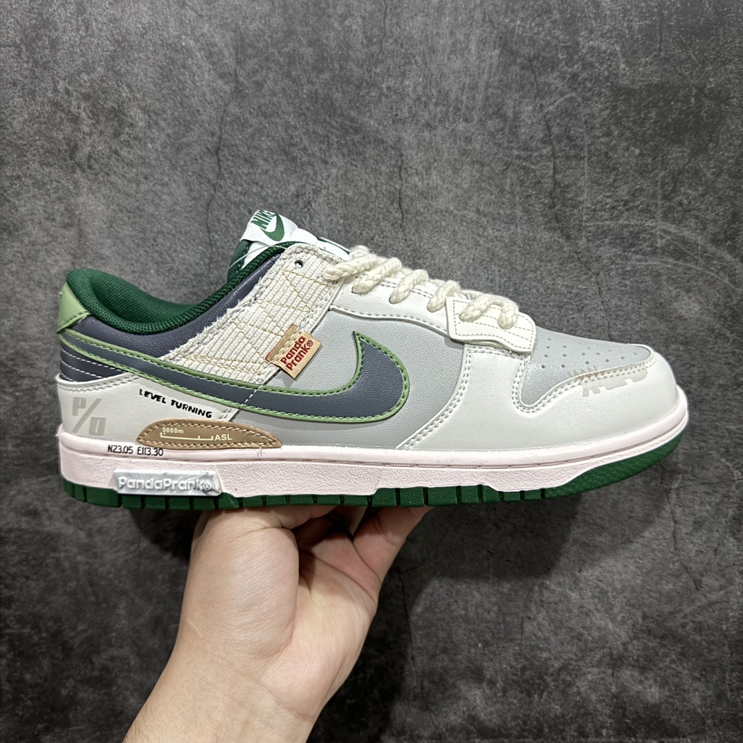 【FS礼盒版】定制球鞋Nike Dunk Low Retro\”Varsity Green\” 熊猫恶作剧 飞跃天际线 疾速追击 防滑耐磨轻便 低帮 板鞋 男女同款 黑灰绿nn独家正确版本 原鞋开发 品质、细节 完美复刻n整体围绕熊猫恶作剧七夕主题设计，鞋身整体采用专属颜料重新喷涂。特殊原创设计图标涂鸦装饰，添加潮流元素效果喷涂点缀。 货号：DD1391-101 Size：35.5 36 36.5 37.5 38 38.5 39 40 40.5 41 42 42.5 43 44 44.5 45 46 编码：HXS330350-莆田鞋批发中心