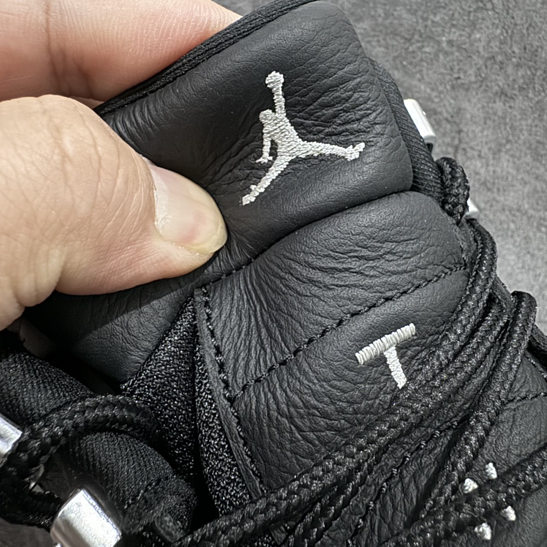 图片[8]-【TK至尊版】Air Jordan AJ12 Retro 潮流 中帮 复古篮球鞋 狼灰黑CT8013-010nn一比一原厂皮 最正确的版型鞋盒 鞋盒标 芯片 更多12代的配色陆续出齐真真的做到市场12代天花板 国外强烈推荐版本外贸混卖专供品质国内专业外贸AJ大厂出品原厂楦头纸板 原厂皮料打造 原厂真碳板 内置气垫  尺码：40 40.5 41 42 42.5 43 44 44.5 45 46 47.5 编码：ZG480520-莆田鞋批发中心