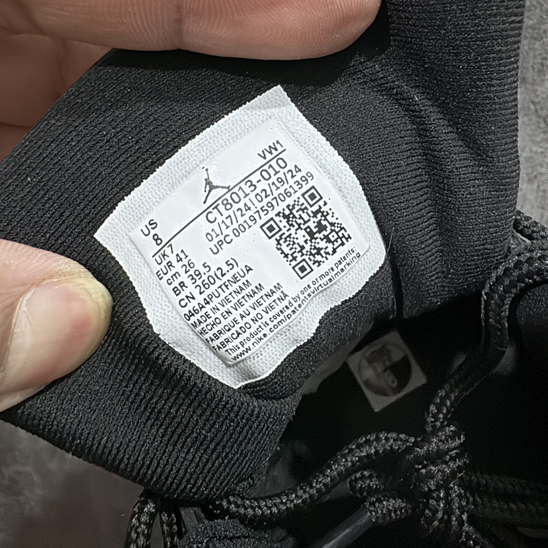 图片[9]-【TK至尊版】Air Jordan AJ12 Retro 潮流 中帮 复古篮球鞋 狼灰黑CT8013-010nn一比一原厂皮 最正确的版型鞋盒 鞋盒标 芯片 更多12代的配色陆续出齐真真的做到市场12代天花板 国外强烈推荐版本外贸混卖专供品质国内专业外贸AJ大厂出品原厂楦头纸板 原厂皮料打造 原厂真碳板 内置气垫  尺码：40 40.5 41 42 42.5 43 44 44.5 45 46 47.5 编码：ZG480520-莆田鞋批发中心