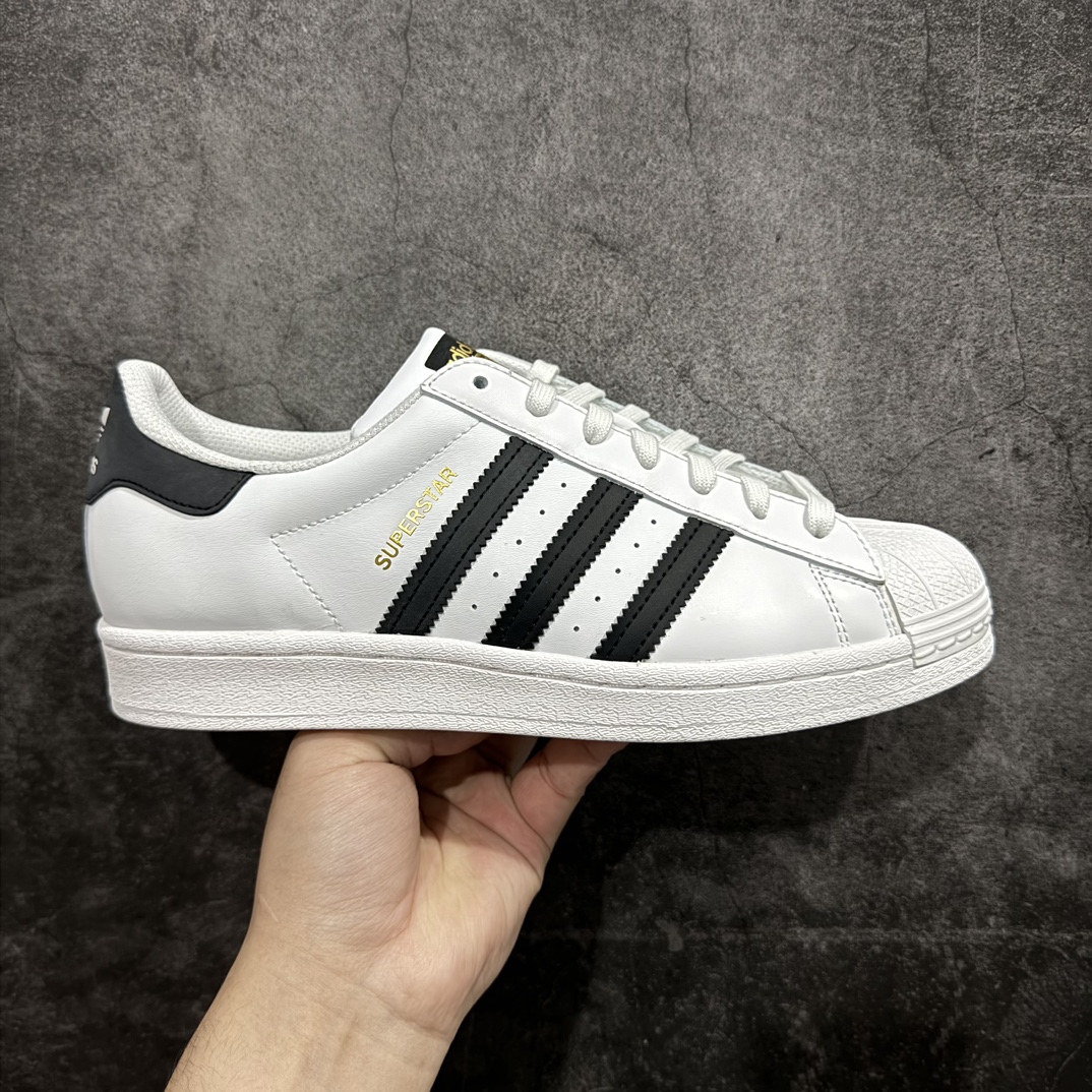 【奥莱正品单】过验级 Adidas Original Superstar 金标贝壳头 EG4958nn市面未流通版 支持对比正品盒中盒 懂的都懂 市场没有任何版本可以与此对比n无论版型 细节材料 针车烫金都是没有之一的顶级 好价供应 尺码：35.5-44.5   编码：GQ200220-莆田鞋批发中心