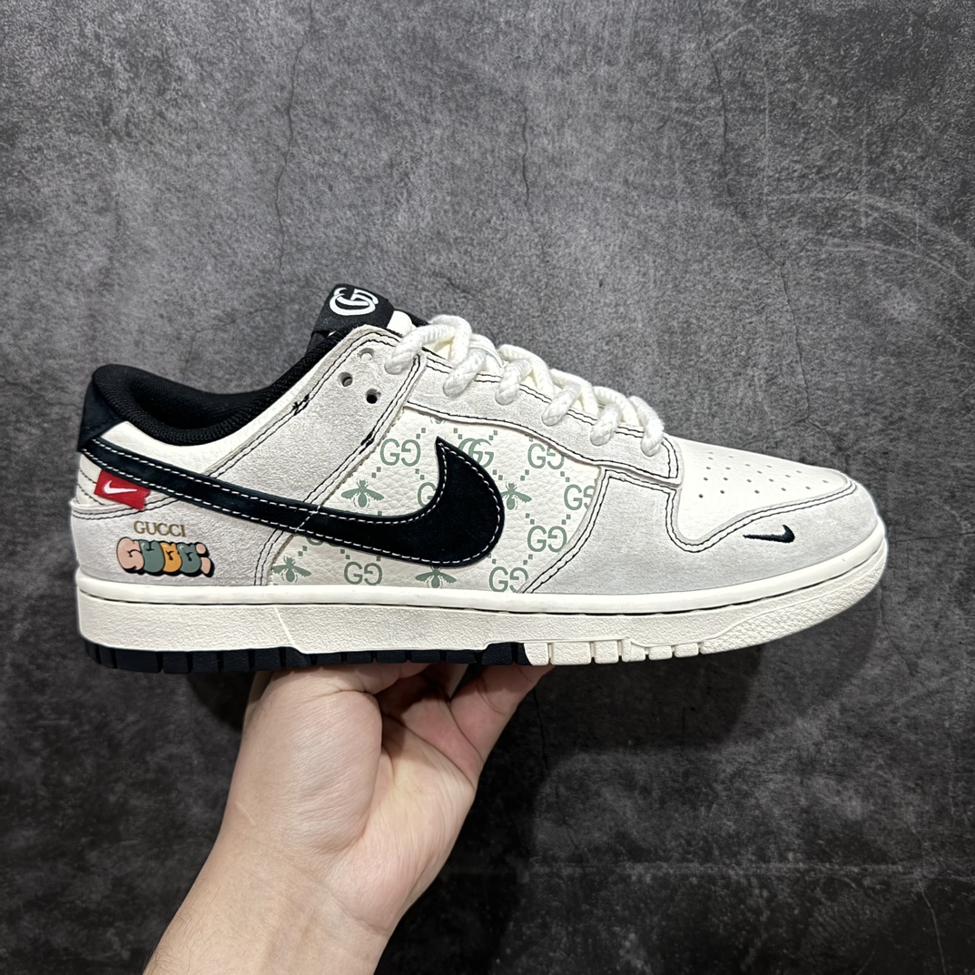 【定制版】Nk SB Dunk Low 古驰联名-小蜜蜂系列灰黑勾 周年高端定制 低帮休闲板鞋 MM1089-029n#定制鞋盒 大厂纯原品质出货 超高清洁度 皮料切割干净无任何毛边 细节完美  尺码：36 36.5 37.5 38 38.5 39 40 40.5 41 42 42.5 43 44 44.5 45  编码：HXS320340-莆田鞋批发中心