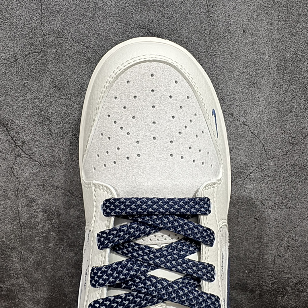 图片[5]-【定制版】海外爆款限量发售Nike SB Dunk Low“ 斯图西联名——蓝白红英文”  周年高端定制 低帮休闲板鞋 定制鞋盒 大厂纯原品质出货 超高清洁度 皮料切割干净无任何毛边 细节完美 货号：XX2025-358An Size:36 36.5 37.5 38 38.5 39 40 40.5 41 42 42.5 43 44 44.5 45 编码：HXS3240-莆田鞋批发中心