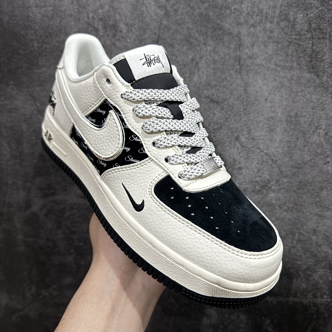 图片[3]-【公司级】海外限量发售NIke Air Force 1 \’07 Low “斯图西联名–米黑英文银边”空军一号 低帮 运动鞋 休闲鞋 折边针车 工艺难度大 原楦头原纸板 原装鞋盒 定制五金配件 内置全掌气垫 原厂鞋底货号：XZ6188-729 Size：36 36.5 37.5 38 38.5 39 40 40.5 41 42 42.5 43 44 44.5 45 编码：HXS310320-莆田鞋批发中心