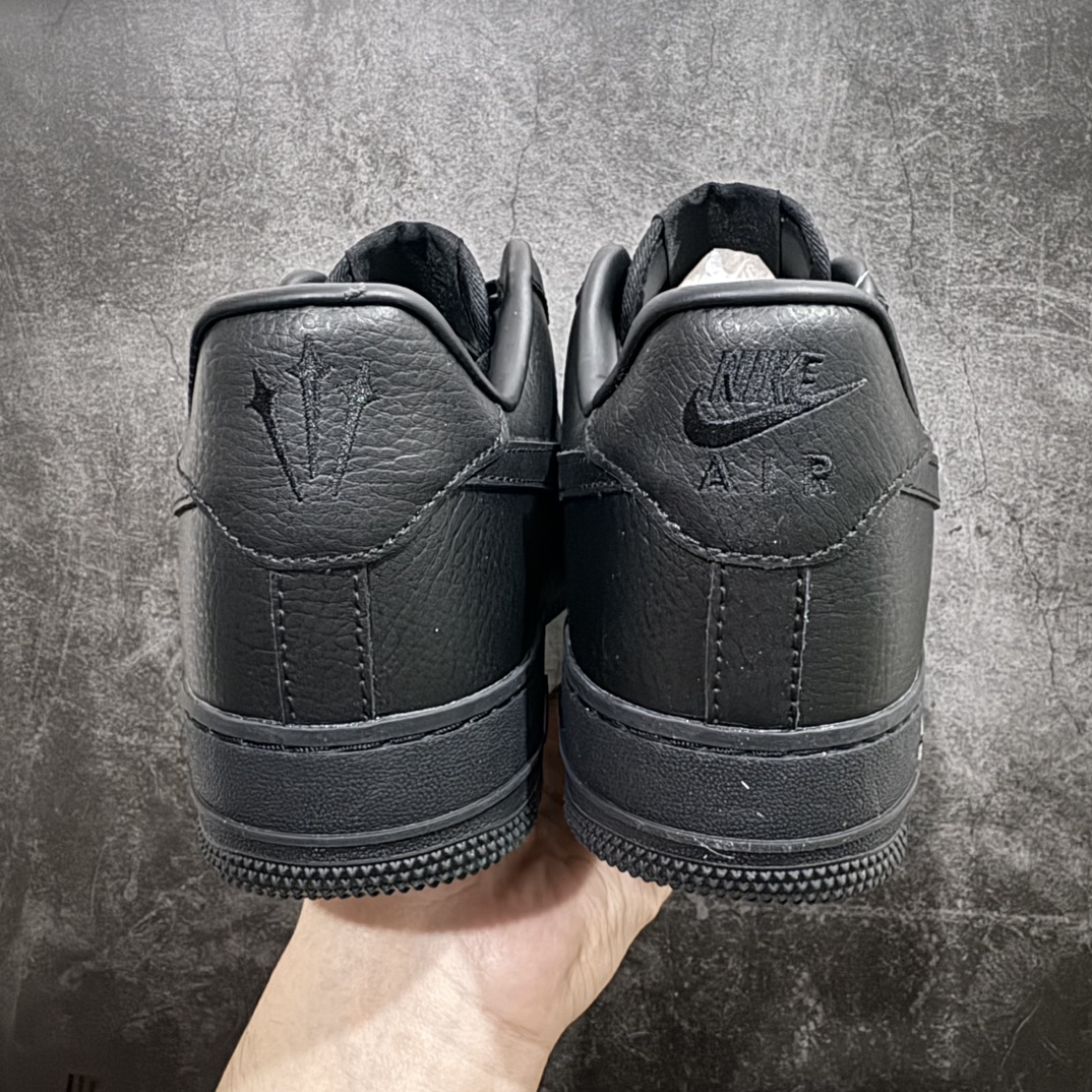 图片[4]-【纯原版】NOCTA x Nike Air Force 1\”Certified Lover Boy\”空军一号经典低帮百搭休闲运动板鞋“皮革痴情男孩” 货号：CZ8065-001n码数：36 36.5 37.5 38 38.5 39 40 40.5 41 42 42.5 43 44 45 编码：LF250260-莆田鞋批发中心