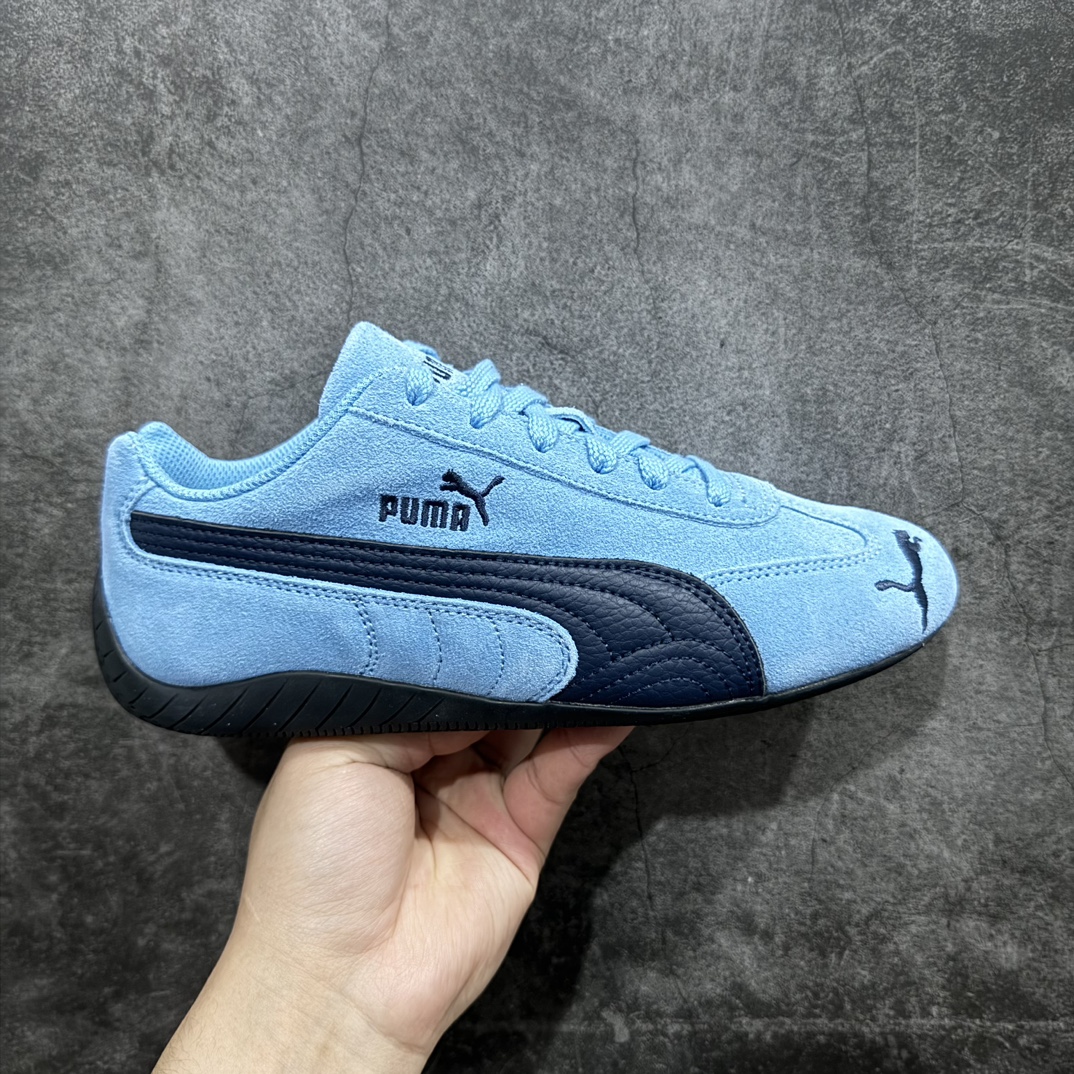 【Top纯原版】彪马PUMA Speedcat Archive Speed Cat系列美拉德风 舒适百搭 防滑耐磨 低帮 生活休闲鞋 男女同款 蓝色 398847-02nn目前市场最优版本n无论是版型 细节 烫金走线n完全碾压市场任意版本 欢迎对比🆚n工厂耗时3个月开发n原装档案原数据纸版楦型n采用固色翻毛皮鞋面材质(正确二次成型\’猛帮\’成型工艺🆚区别市面版本!!)n外置原数据开发轻量耐磨橡胶大底💪🏻nn全球知名运动品牌PUMA宝马赛车系列n融合了宝马车队的标志性配色n以趣味十足又前卫复古的设计引领潮流n将赛道精神融入街头时尚 开启前卫竞速之旅n主打前卫复古风 Roma鞋款的鞋侧以复古的流线造型缀以宝马经典Logo 巧妙吸睛n而Speedcat鞋款以亮眼三色条纹元素缀以舒适鞋面n赋予了独特的个性美学 演绎赛车的无尽能量 尺码：36-45 官方货号：398847-01 编码：TO250270-莆田鞋批发中心