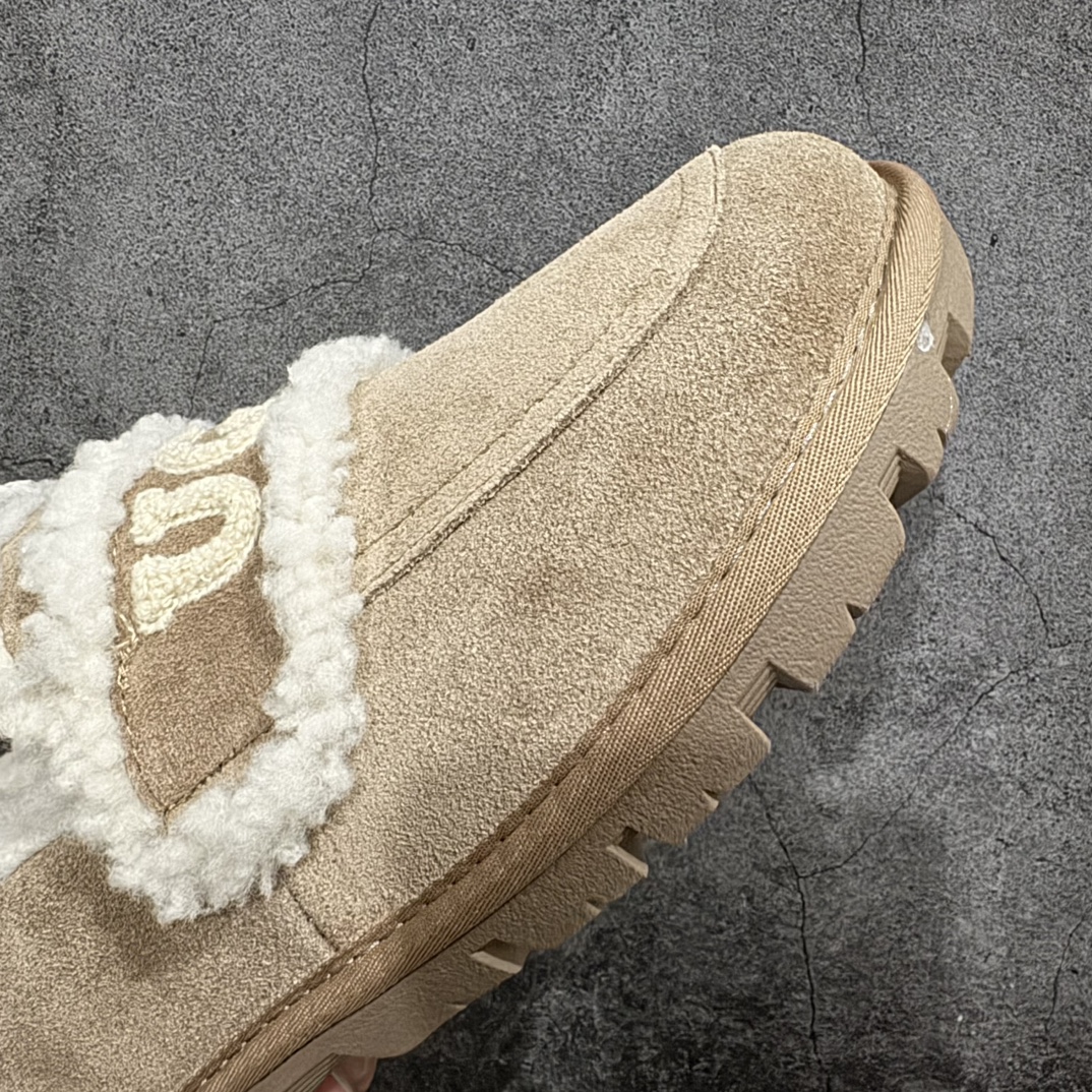 图片[6]-【广东纯原版本】UGG W Classic Coquette Clog Slipper  II 科凯特2.0系列时尚居家穆勒风包头舒适保暖露跟半拖鞋 货号:OB938全包n广东原产 升级原楦原纸版开发版型n采用TPU模压定型翻毛皮鞋面材质n内嵌人造卷曲羊毛毛绒里衬和鞋垫,保暖锁热n选用17毫米UGGPURE™ 植入式羊毛里衬与可拆卸的UGGPURE™ 植入式羊毛鞋垫 Treadlite轻翼科技外底-优质的防滑,耐磨性,和良好的弹性❗️ 尺码：35-40n产品描述：休闲系列作为本季主力系列，轻盈耐磨的橡胶大底，让穿着的舒适性提升 品名：Classic Coquette Clog Slipper  II 科凯特2.0系列鞋面：翻毛皮革/织物 编码：TL320340-莆田鞋批发中心