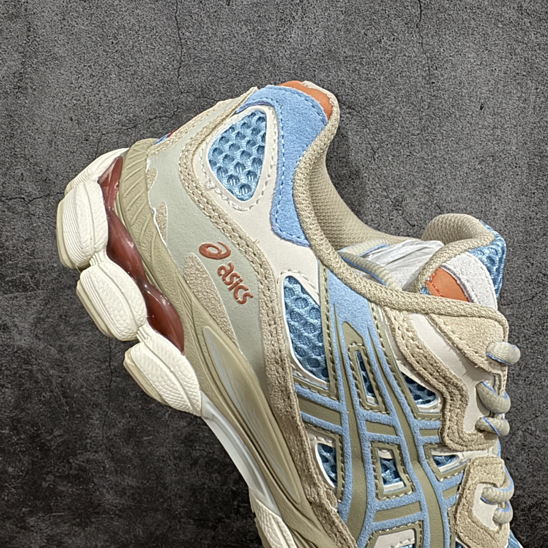 图片[7]-【公司级】Asics Gel-NYC复古单品 亚瑟士ASICSTIGER秋季新款休闲鞋 厚底街头运动休闲鞋nASICS亚瑟士推出全新GEL-NYC，彰显纽约都市活力n这次的新系列融入了多个版本GEL的经典设计风格，广受好评。其设计灵感来源于GEL-NIMBUS 3,GEL-MC PLUS V 和 GEL-CUMULUS 16 这些往日经典鞋款。GEL-NYC使用GEL-CUMULUS 16鞋款的鞋楦设计,展现了独特的现代化美学。鞋底采用了轻质发泡材料,并在后跟和前掌处采用了ASICS亚瑟士核心科技——GEL缓震胶,赋予鞋款强大的缓冲性能,提供了更柔软舒适的穿着体验。而在原有设计的启发之上,此次鞋款采用更贴合当今潮流趋势的材料和创新技术,展现出纽约充满活力的都市精神。 尺码：36-45 编码：AM250270-莆田鞋批发中心