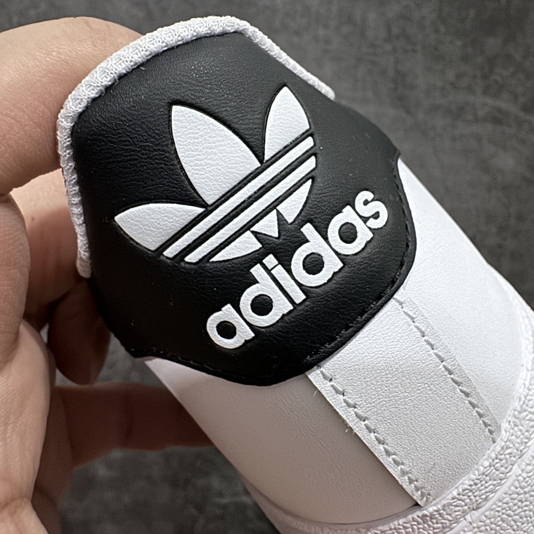 图片[2]-【H11二层皮版】Adidas Originals Superstar XLG 贝壳头系列低帮厚底松糕经典百搭休闲运动板鞋“皮革武士白黑LOGO”IG9995nnH11分两个版本n头层版价格较贵n实拍为二层版本 只改变了其皮料n其他做工细节基本没有变 价格便宜一些nn男女鞋真标半码制n原楦原纸版数据开发版型n采用头层皮革饰片组合粒面牛剖革鞋面材质n内嵌EVA环保鞋垫 外置耐磨防滑鞋底组合扇贝防踢头盖片 尺码：35 36 36⅔ 37⅓ 38 38⅔ 39⅓ 40 40⅔ 41⅓ 42 42⅔ 43⅓ 44 编码：X10210230-莆田鞋批发中心