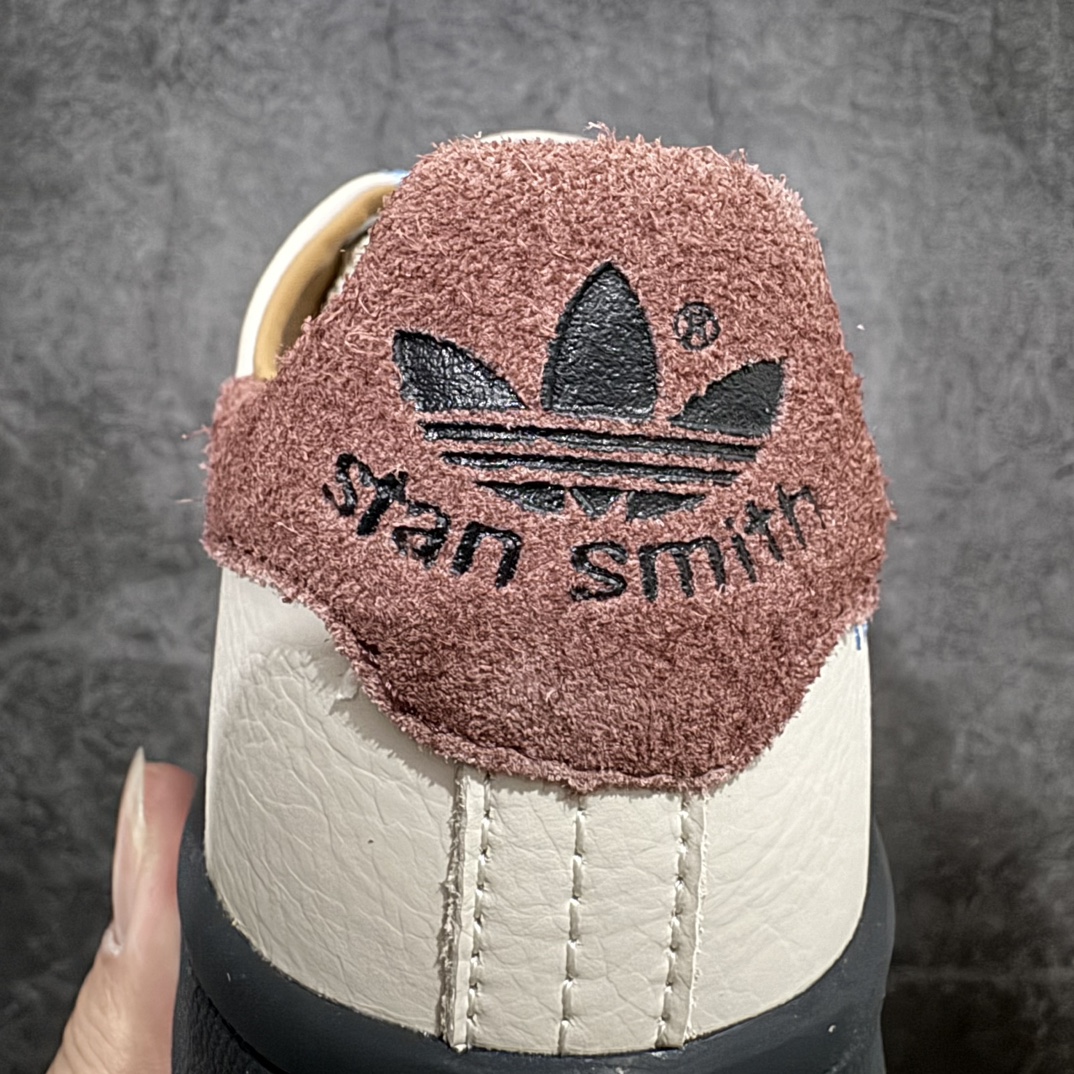 图片[2]-【正确版】Brain Dead x adidas originalsSTAN SMITH 脑死亡联名板鞋n具有破坏性扭曲的标志性斯坦和史密斯n与全球创意力量Brain Dead合作超过十年n为这个传奇的剪影带来其独特的亚文化灵感n从厚实的 对比鲜明的鞋带n毛茸茸的背衬和穿孔的标志头n这些斯坦史密斯是一个新的敬意n保持忠于其邪教地位 官方货号: IH3434、IH3432 尺码: 36 36.5 37.5 38 38.5 39 40 40.5 41 42 42.5 43 44 44.5 45 编码：DZTB230250-莆田鞋批发中心