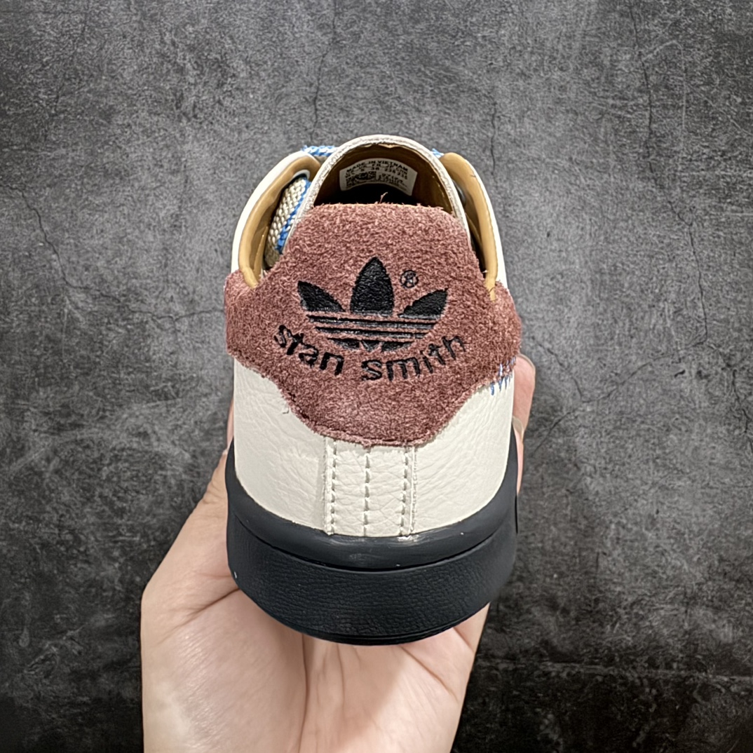 图片[4]-【正确版】Brain Dead x adidas originalsSTAN SMITH 脑死亡联名板鞋n具有破坏性扭曲的标志性斯坦和史密斯n与全球创意力量Brain Dead合作超过十年n为这个传奇的剪影带来其独特的亚文化灵感n从厚实的 对比鲜明的鞋带n毛茸茸的背衬和穿孔的标志头n这些斯坦史密斯是一个新的敬意n保持忠于其邪教地位 官方货号: IH3434、IH3432 尺码: 36 36.5 37.5 38 38.5 39 40 40.5 41 42 42.5 43 44 44.5 45 编码：DZTB230250-莆田鞋批发中心