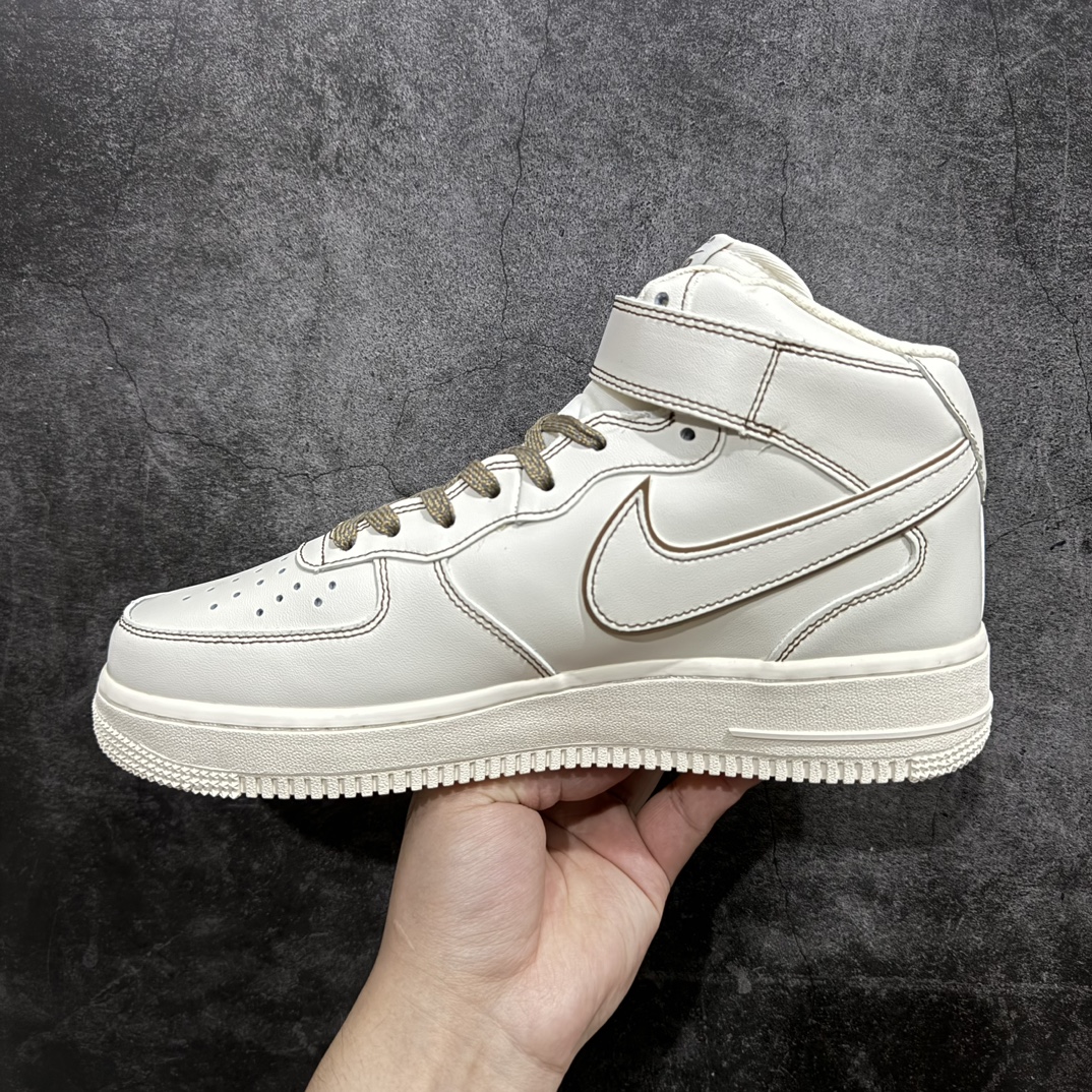 图片[2]-【公司级】海外限量发售 Nike Air Force 1 MID \’07 “兔八哥”卡其色满天星 中帮空军一号休闲板鞋 定制皮料 3M反光 原楦原纸板 纯正版型 清洁度完美 内置全掌气垫 货号：BY6899-692 Size：36 36.5 37.5 38 38.5 39 40 40.5 41 42 42.5 43 44 44.5 45 编码：LF290300-莆田鞋批发中心