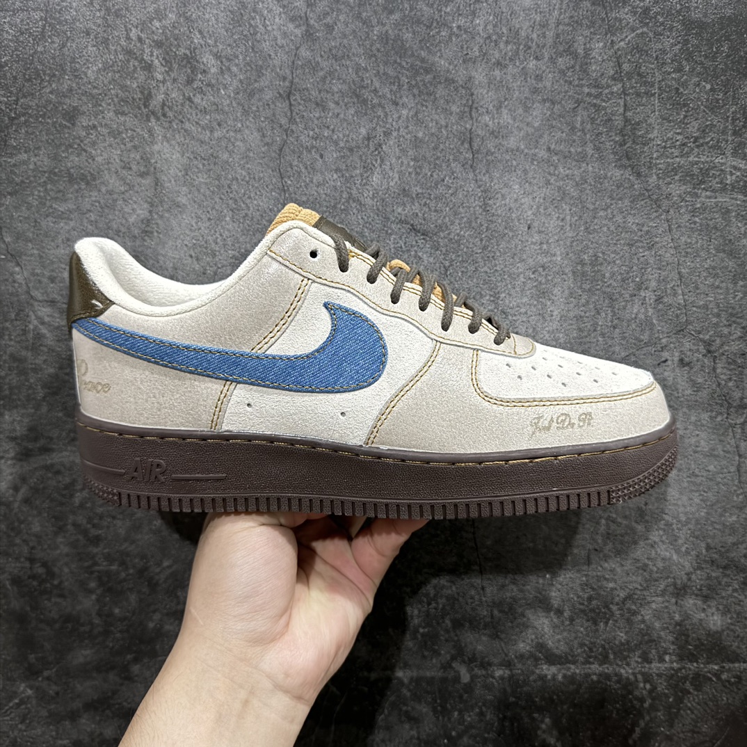 【公司级】Nike Air Force 1 Low 棕白蓝  货号：HQ3458n原厂冲刀皮料切割干净 无任何毛边 清洁度细节完美 做工细节全方位比对原鞋。 142 原楦原纸板 打造纯正空军 专注外贸渠道 全掌内置蜂窝气垫 原盒配件 原厂中底钢印、拉帮完美！全套原楦原模倾力打造完美版型！无解鞋型 原盒原配 超高清洁度 全鞋零毛边皮料切割！ 尺码：36-45（半） 编码：LF250260-莆田鞋批发中心