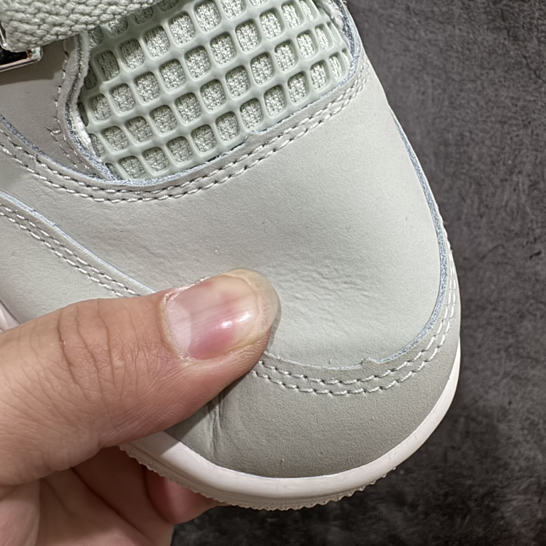 图片[5]-【老DT纯原】Air Jordan AJ4 \”Seafoam\” 薄荷绿 HV0823-003 原鞋开发原楦原纸板同源开发 完美呈现乔4的版型 内侧正确双色网格 还原细节 原厂皮料 正确气垫颜色 正确网格工艺 正确拉帮工艺 全鞋原装材料制作 原档案原模具打造 支持全方位与正品对比 尺码：40 40.5 41 42 42.5 43 44 44.5 45 46 47.5 48.5-选品中心