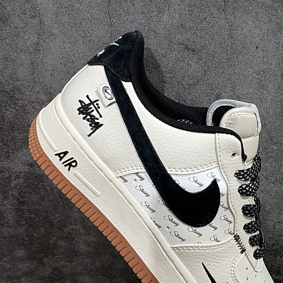 图片[7]-【公司级】海外限量发售NIke Air Force 1 \’07 Low “斯图西联名–米黑勾生胶”空军一号 低帮 运动鞋 休闲鞋 折边针车 工艺难度大 原楦头原纸板 原装鞋盒 定制五金配件 内置全掌气垫 原厂鞋底货号：XZ6188-255 Size：36 36.5 37.5 38 38.5 39 40 40.5 41 42 42.5 43 44 44.5 45 编码：HXS310320-莆田鞋批发中心