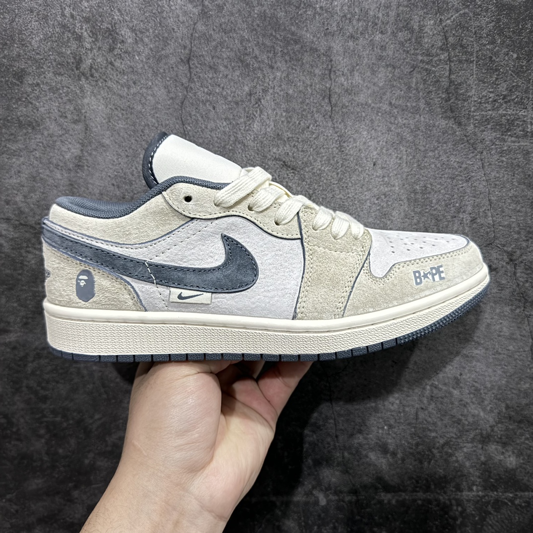 【定制版】Air Jordan 1 Low AJ1 乔1 OF联名-全猪八水泥灰标 高端定制 低帮复古篮球鞋 DM9188-002rn#定制鞋盒 大厂纯原品质出货 超高清洁度 皮料切割干净无任何毛边 细节完美 r 尺码：36 36.5 37.5 38 38.5 39 40 40.5 41 42 42.5 43 44 44.5 45  编码：HXS320340-莆田鞋批发中心