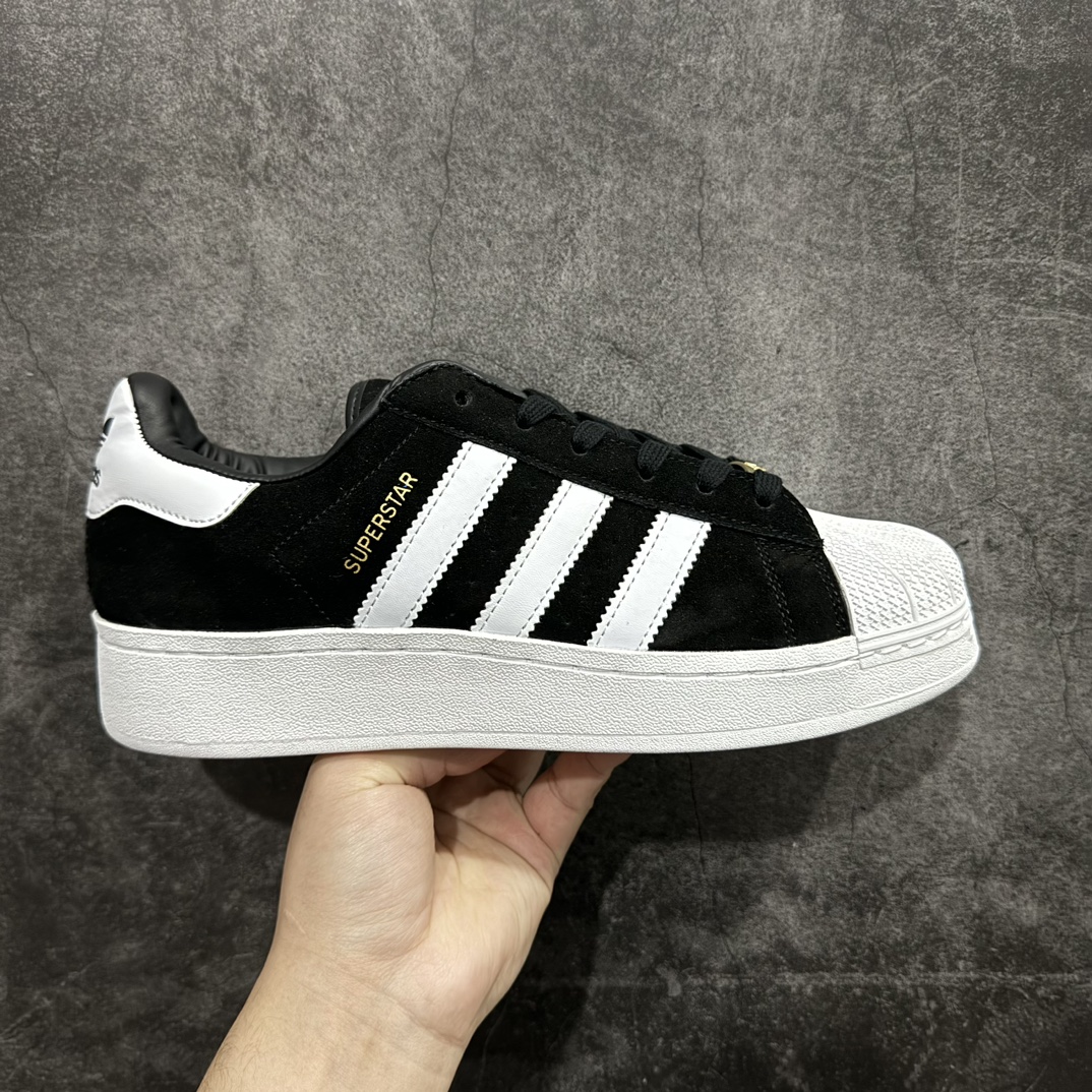 【公司级】Adidas Originals Superstar XLG 贝壳头系列低帮厚底松糕经典百搭休闲运动板鞋rnn男女鞋真标半码制rn原楦原纸版数据开发版型rn采用头层皮革饰片组合粒面牛剖革鞋面材质rn内嵌EVA环保鞋垫 外置耐磨防滑鞋底组合扇贝防踢头盖片r 货号：ID4657r 尺码：35 36 37 37.5 38 38.5 39.5 40 41 42 42.5 43 44 44.5 45 编码：XN200220-莆田鞋批发中心