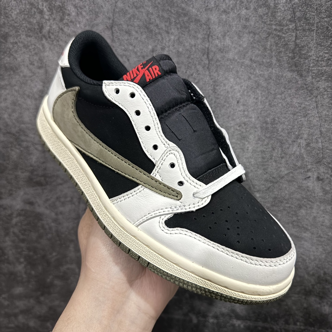 图片[3]-【巅峰福利版】Travis Scott x Air Jordan AJ1 Low OG SP TS联名倒钩低帮 n原楦原纸板开发 后跟弧度收口自然不对折 原厂电绣 鬼脸飞翼针数密度一致 追求零偏差 市场巅峰之作 原档纸板数据 精准Swoosh Logo内腰字体高度对位 原厂拉帮工艺 起针回针位置针距密度一致 正确鞋垫四分之三背胶 原厂皮料 麂皮绒感效果一致 进口玻璃冲刀皮料裁剪零毛边 全鞋电脑针车工艺 极致一眼正品既视感 最高QC检验标准控制溢胶整体清洁度  鞋盒、防尘纸 鞋带 均采购来自原厂 尺码对应库存‼️ 编码：LJ210230-莆田鞋批发中心