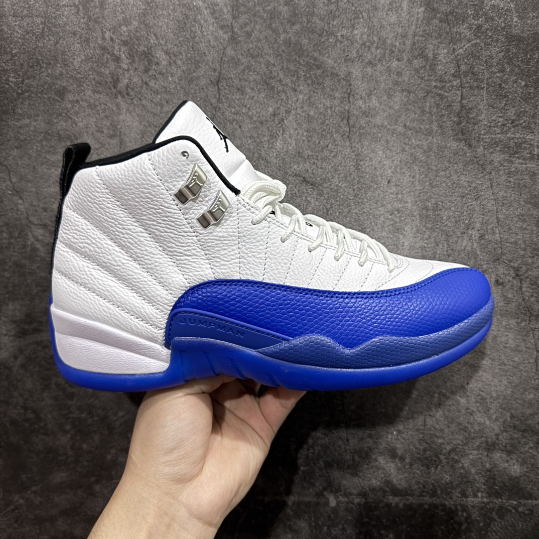 【莞产裁片】顶级Air Jordan AJ12 BlueBerry 白蓝 货号：CT8013-140nn原楦原纸板开发 原汁原味12代鞋型进口原厂皮料 超软荔枝皮 质感满分n原厂碳板 原装材料 原厂定制金属扣 原厂电绣 支持与公司货全方位对比 只服务于5%懂鞋的高端客户 发国外可支持各种retail商店充正寄售 SIZE：40 40.5 41 42 42.5 43 44 44.5 45 45.5 46 47.5 编码：BD490520-莆田鞋批发中心