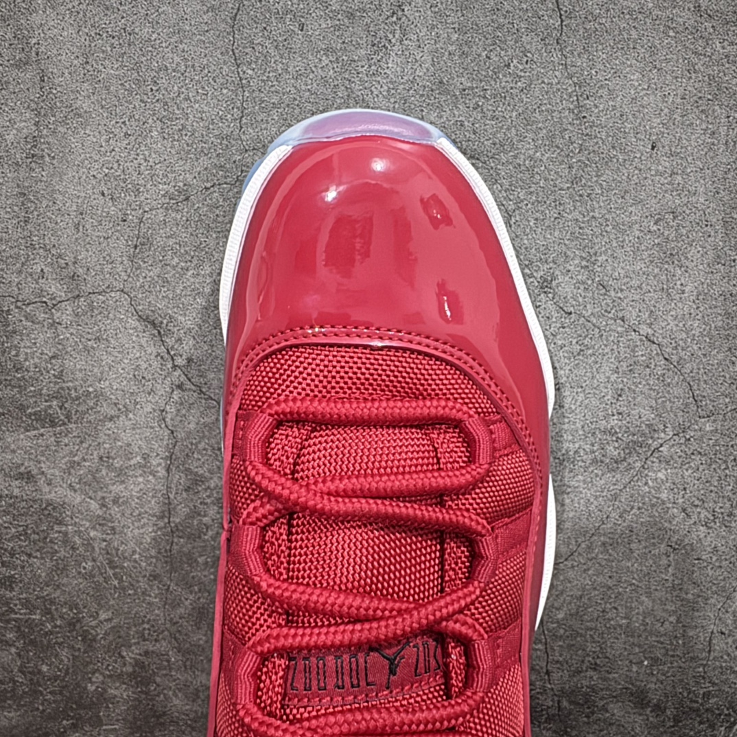 图片[5]-【外贸纯原】Jordan Air Jordan 11 retro win like 96 潮流 高帮 复古篮球鞋 男款 红白 378037-623n男鞋真标半码制n升级原楦原纸版数据开发版型n采用丝绒面料鞋面材质n搭载原厂碳纤维缓震中 还原ZP细节n原厂流水成型工艺n厂级拉帮注胶效果❗️ 尺码：40 40.5 41 42 42.5 43 44 44.5 45 46 47.5 编码：X10380420-莆田鞋批发中心