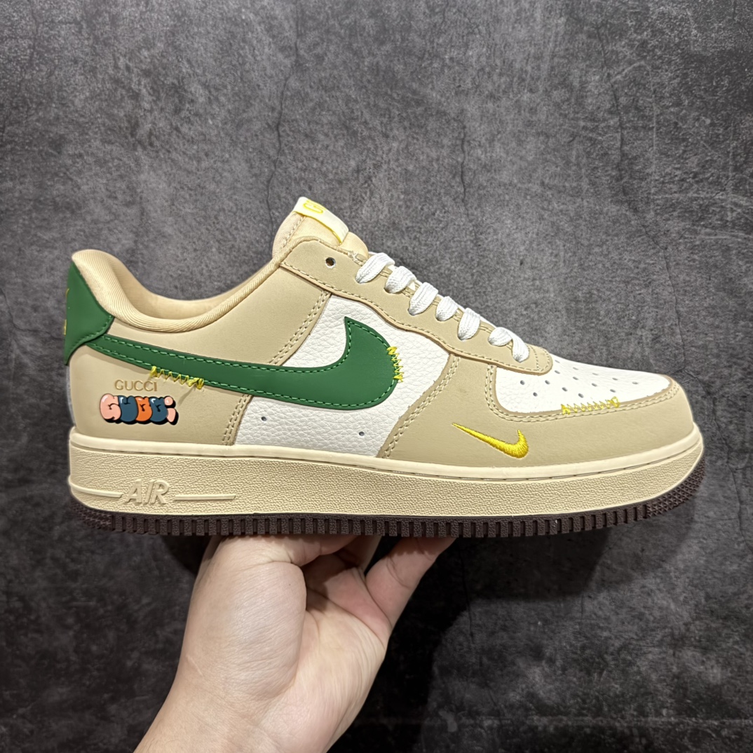 【公司级】Nk Air Force 1\’07 Low 古驰联名-白棕绿 空军一号低帮休闲板鞋 KK1988-024rn#原楦头原纸板 原装鞋盒 定制五金配件 内置全掌气垫 原厂鞋底 r 尺码：36 36.5 37.5 38 38.5 39 40 40.5 41 42 42.5 43 44 44.5 45  编码：HXS310320-莆田鞋批发中心