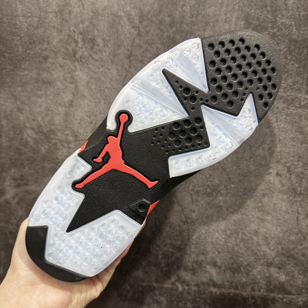 图片[9]-【原厂版本】 Air Jordan AJ6 \”Black Infrared\”黑红2019版复刻 时隔多年 强势回归 发售货号：384664-060n原楦原纸板 正品既视感十足‼️n采购原厂皮料 到手可放心比对原鞋上脚百分百充当正品驾驭 真正原装公司级完美鞋型 一切细节实拍所见所得！纸板中底、钢印 完美版型 一应俱全外贸专供 发国外寄售可稳妥充正操作Size：40 40.5 41 42 42.5 43 44 44.5 45 46 47.5 编码：X10420450-莆田鞋批发中心