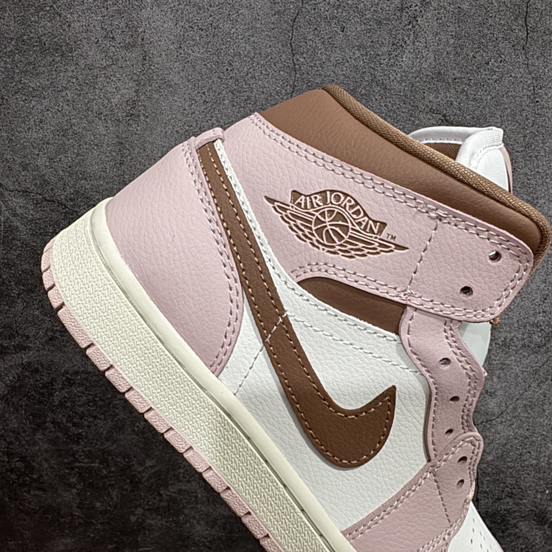 纯原AirJordanAJ1Mid中帮棕粉BQ6472-620终端优势供应市面中低帮最具代表性版本没有之