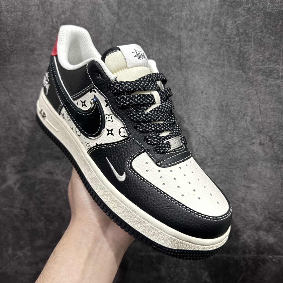 图片[3]-【定制版】Nk Air Force 1\’07 Low 斯图西联名-米黑花纹红尾 空军一号低帮休闲板鞋 XZ6188-339rn#原楦头原纸板 原装鞋盒 定制五金配件 内置全掌气垫 原厂鞋底 r 尺码：36 36.5 37.5 38 38.5 39 40 40.5 41 42 42.5 43 44 44.5 45 编码：LF310320-莆田鞋批发中心