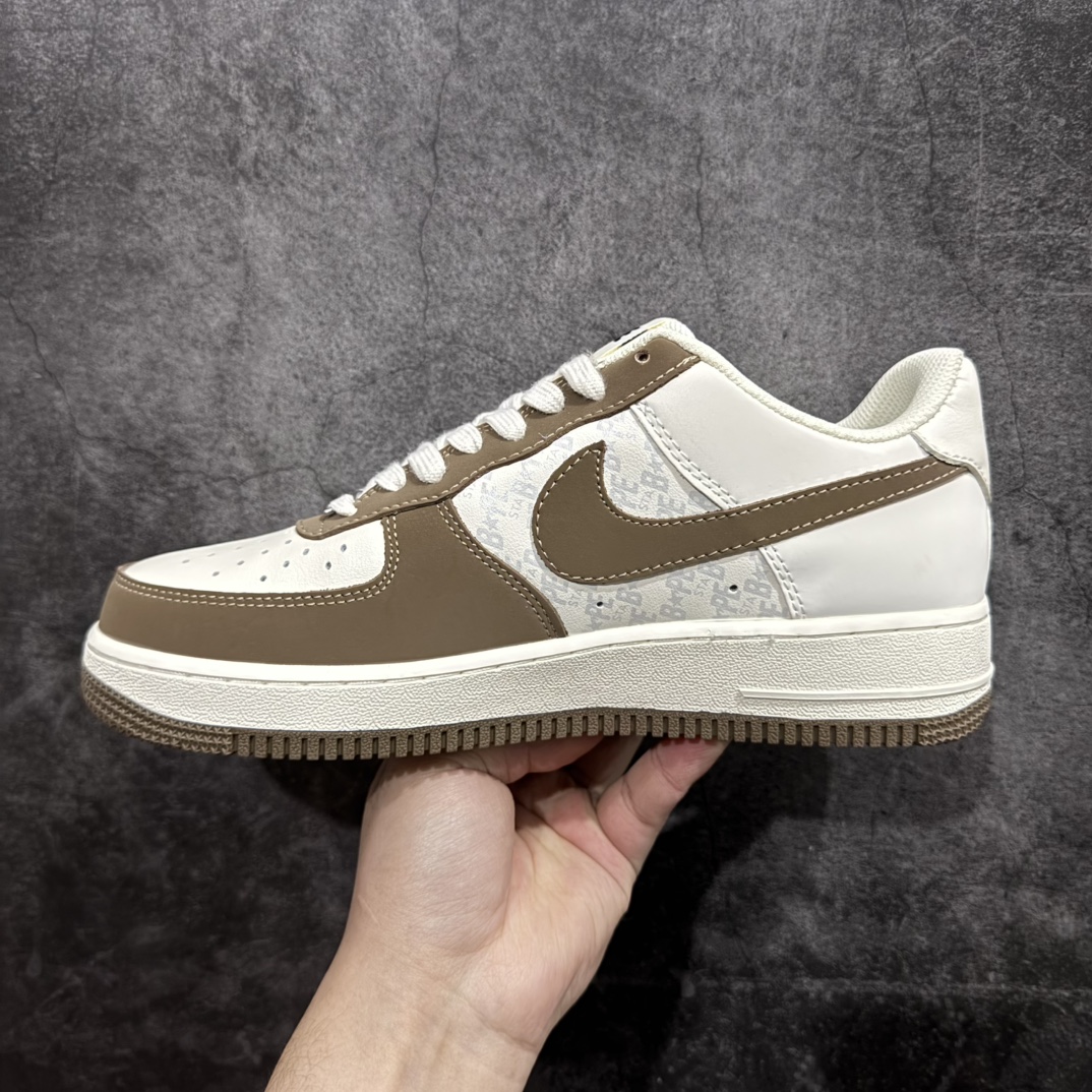 图片[2]-【定制版福利】Nike Air Force 1 Low 07 x BAPE 红棕n原楦头原纸板 打造纯正低帮空军版型 专注外贸渠道 全掌内置蜂窝气垫原盒配件 原厂中底钢印、拉帮完美官方货号：BA8806 225 Size：36 36.5 37.5 38 38.5 39 40 40.5 41 42 42.5 43 44 44.5 45 编码：YB170190-莆田鞋批发中心