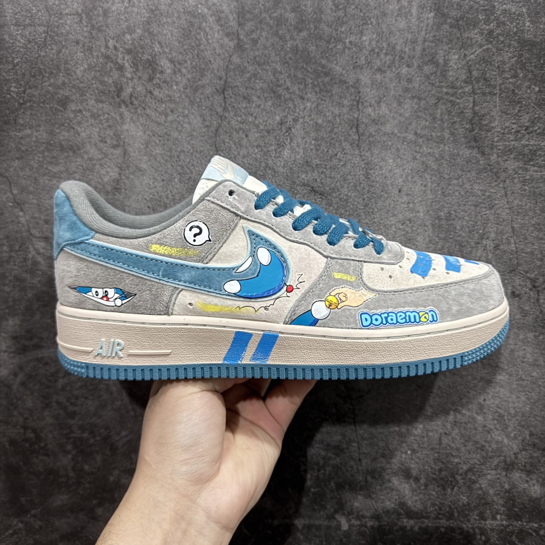 【公司级】Nk Air Force 1‘07 Low ”Time Machine“ 时光机 空军一号低帮休闲运动板鞋n#在哆啦 A 梦那神奇的四次元口袋里，时光机无疑是最令人心驰神往的宝物之一。它静静地停放在那里，蓝白相间的机身散发着神秘的气息，仿佛在诉说着无数关于过去、现在与未来的故事 货号：ZB2112-666 尺码：36 36.5 37.5 38 38.5 39 40 40.5 41 42 42.5 43 44 44.5 45 编码：HXS310320-莆田鞋批发中心