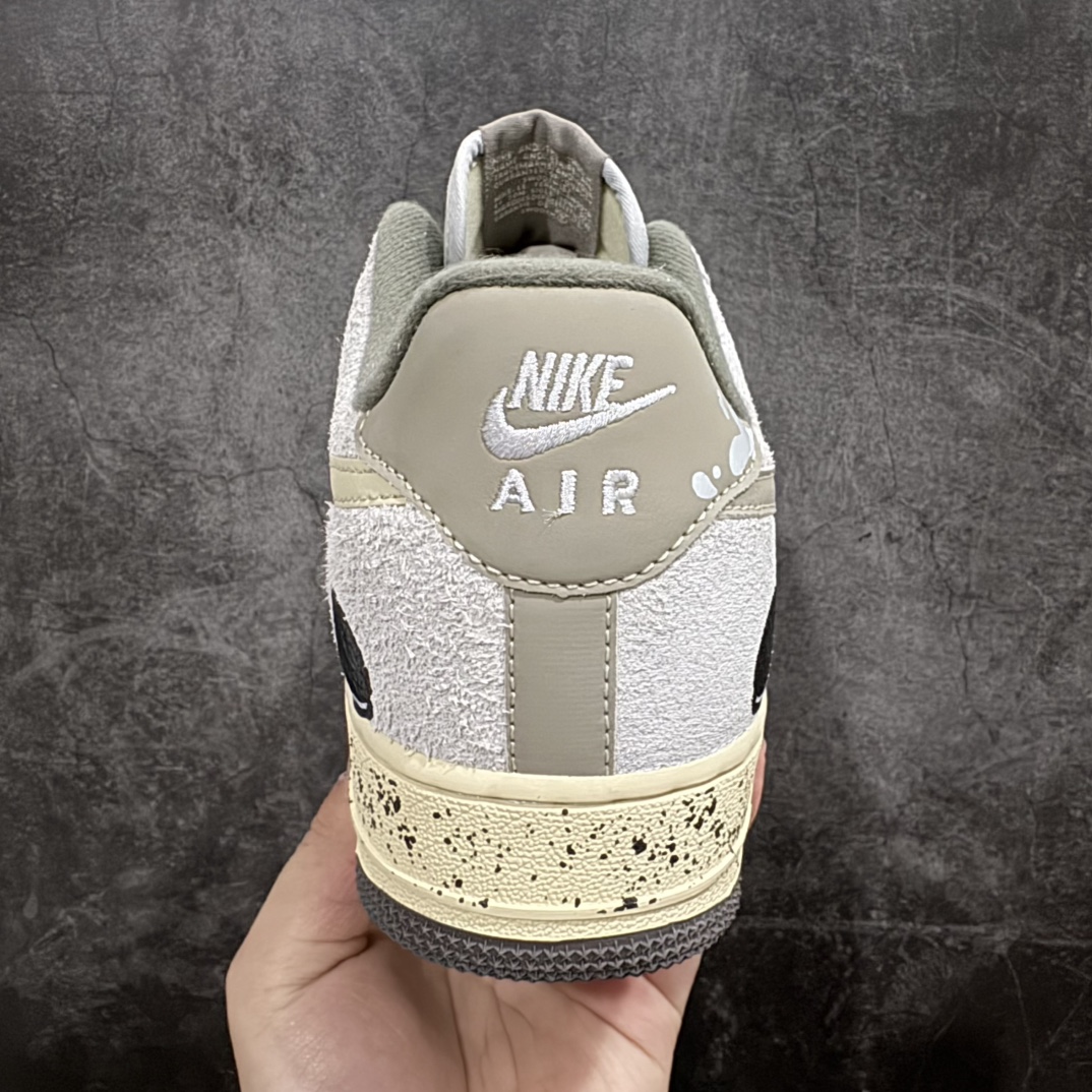 图片[4]-【定制版】Nike Air Force 1 Low 07 米棕涂鸦n原楦头原纸板 打造纯正低帮空军版型 专注外贸渠道 全掌内置蜂窝气垫原盒配件 原厂中底钢印、拉帮完美官方货号：KL1210 111 Size：36 36.5 37.5 38 38.5 39 40 40.5 41 42 42.5 43 44 44.5 45 编码：HXS310320-莆田鞋批发中心